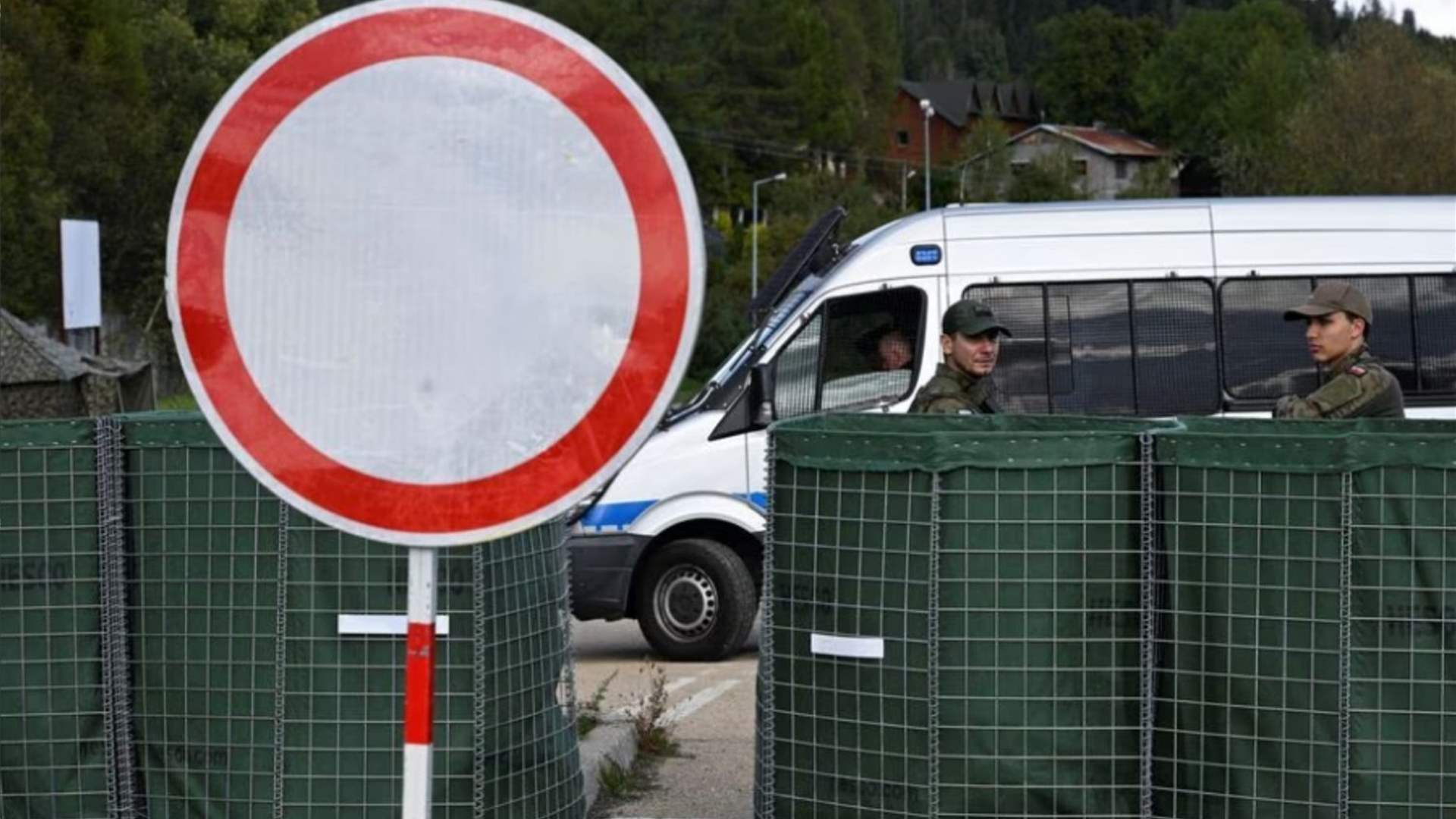 تشيكيا وبولندا تمددان إجراءات مراقبة حدودهما مع سلوفاكيا لكبح الهجرة