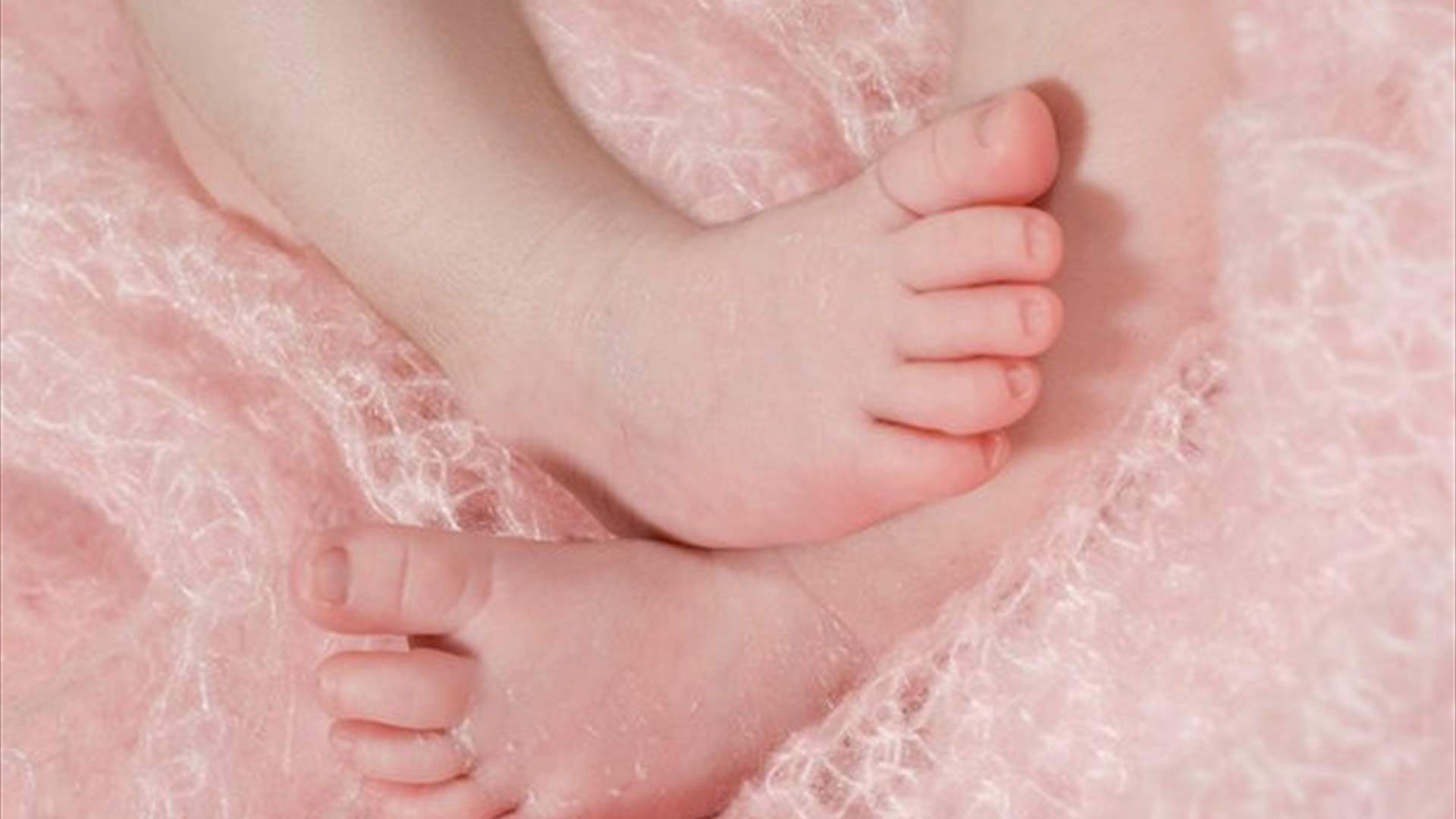 هل تبنى نائب روسي طفلة أوكرانية؟