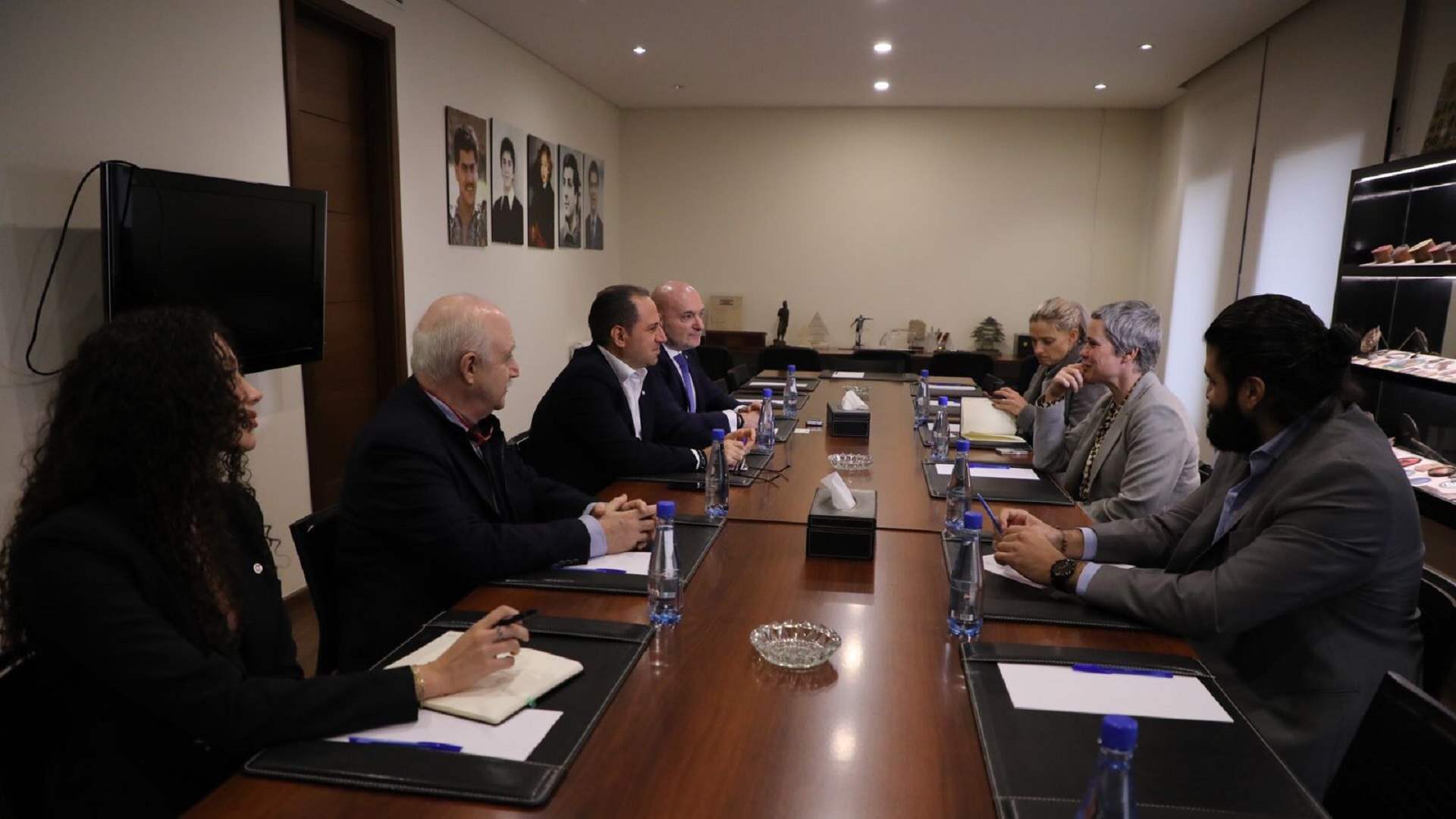 إلتقى سفيرة الإتحاد الأوروبي: لحماية لبنان وإعادة انتاج السلطة لتكون الدولة الضامن الأول لأمنه وشعبه