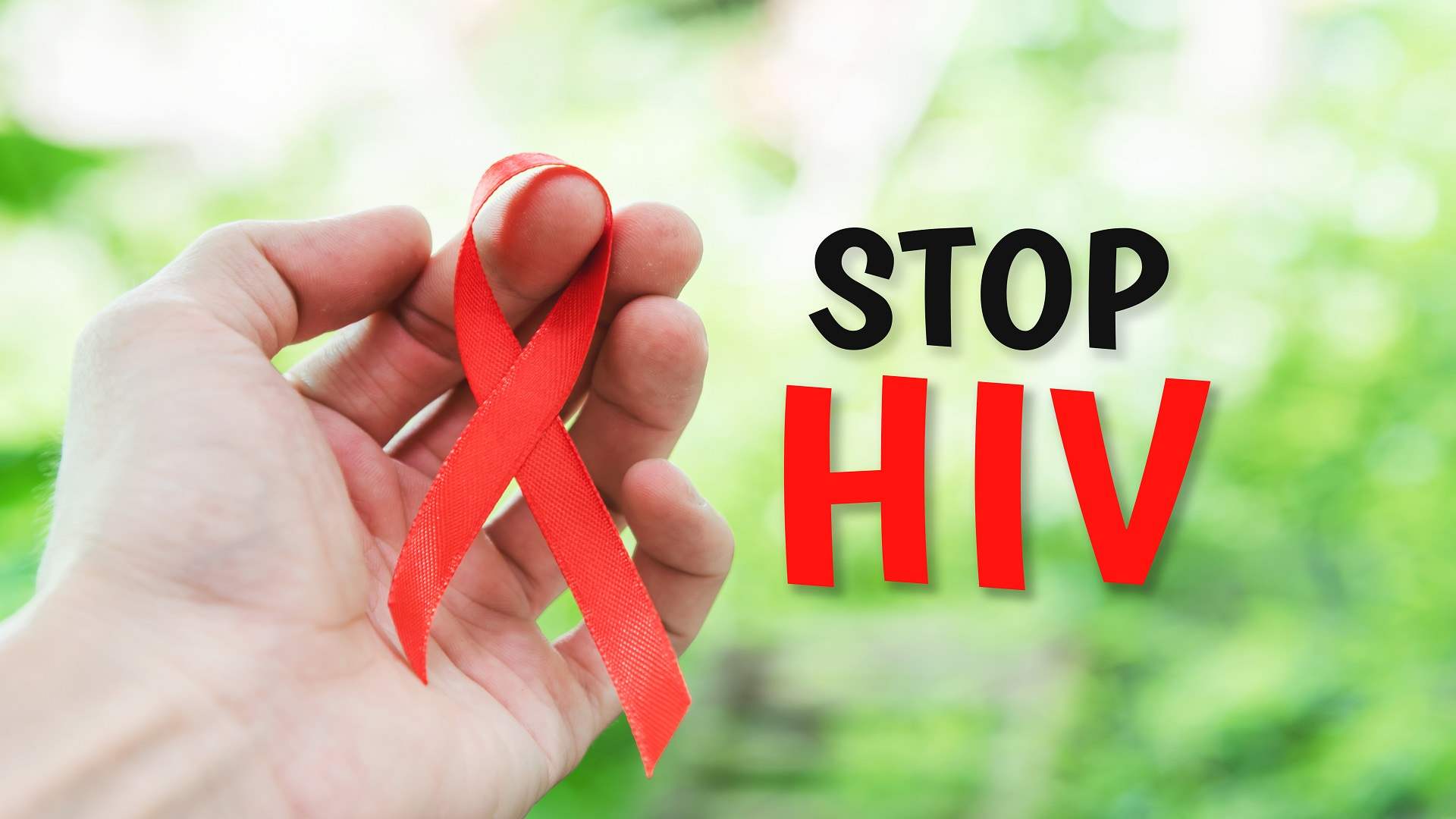ما هو فيروس العوز المناعي البشري (HIV) ... وما هي علاماته وأعراضه؟ 