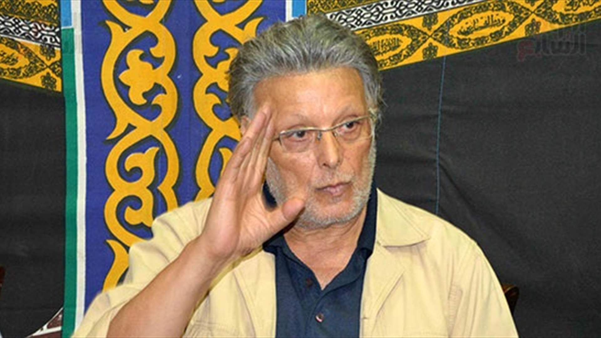 أشرف عبد الغفور تخلّى عن &quot;الباروكة&quot; بفضله.. يحيى الفخراني: أنا نصحته! 