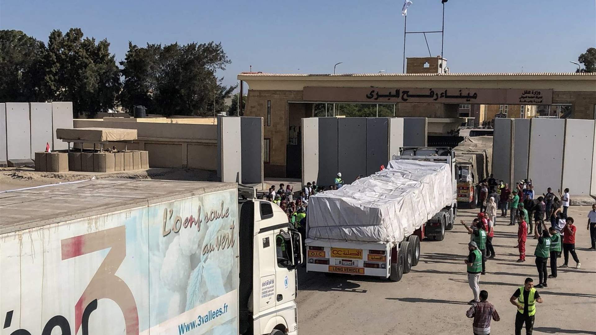 UN aid chief says 'promising signs' in talks to open Gaza crossing