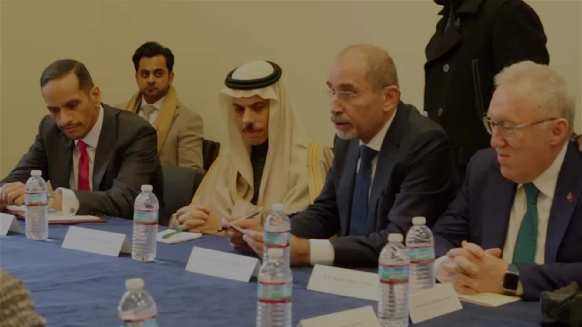 وفد اللجنة الوزارية المكلفة من القمة العربية الإسلامية المشتركة غير العادية يلتقون أعضاء لجنة الشؤون الخارجية بمجلس النواب الأميركي