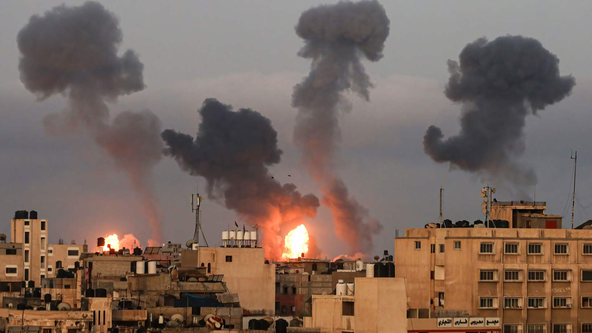 US Vetoes UN Ceasefire Resolution in Gaza Conflict Amid Rising Humanitarian Crisis