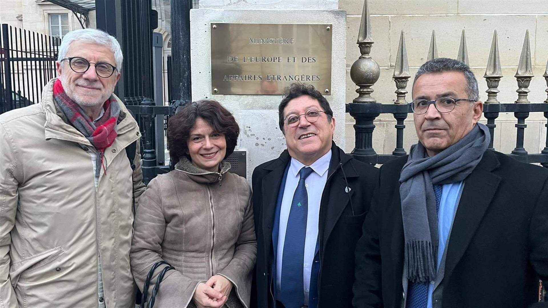 وفد إغترابي لبناني في الخارجية الفرنسية: لتحييد لبنان عن حرب غزة وتطبيق 1701