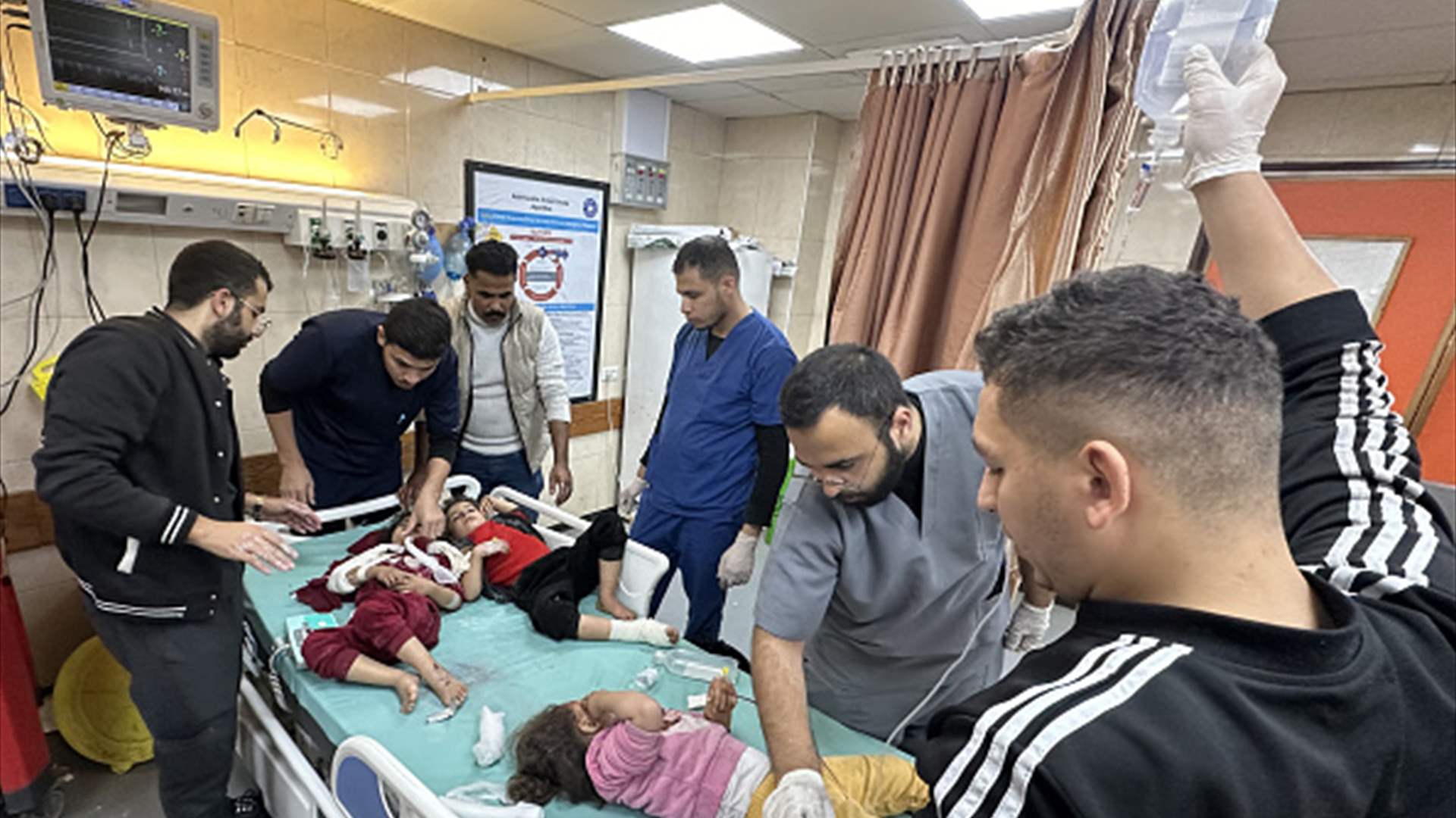 وزارة الصحة في قطاع غزة تعلن نفاد لقاحات الاطفال