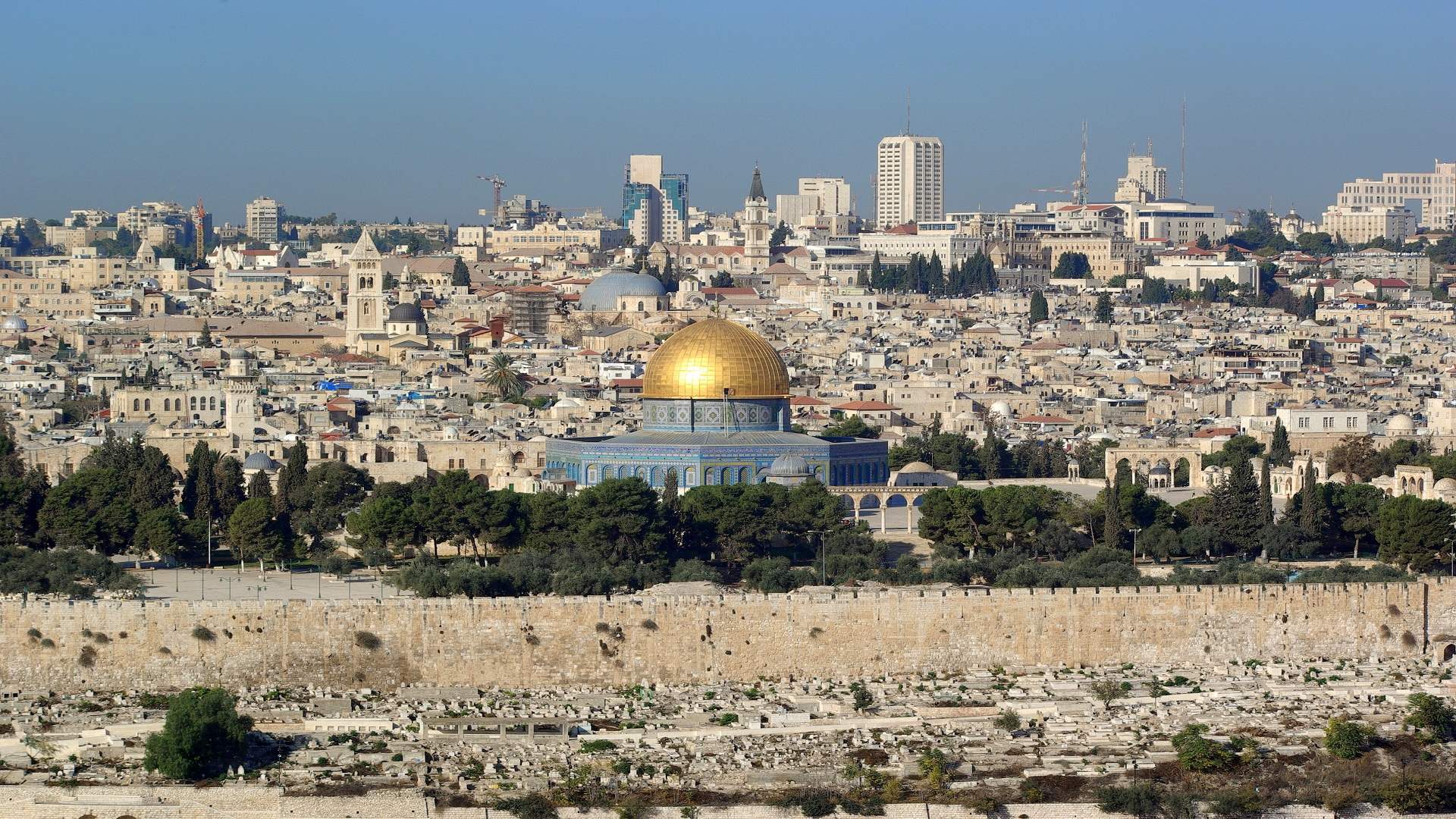 اعتراض صواريخ عدة في أجواء القدس