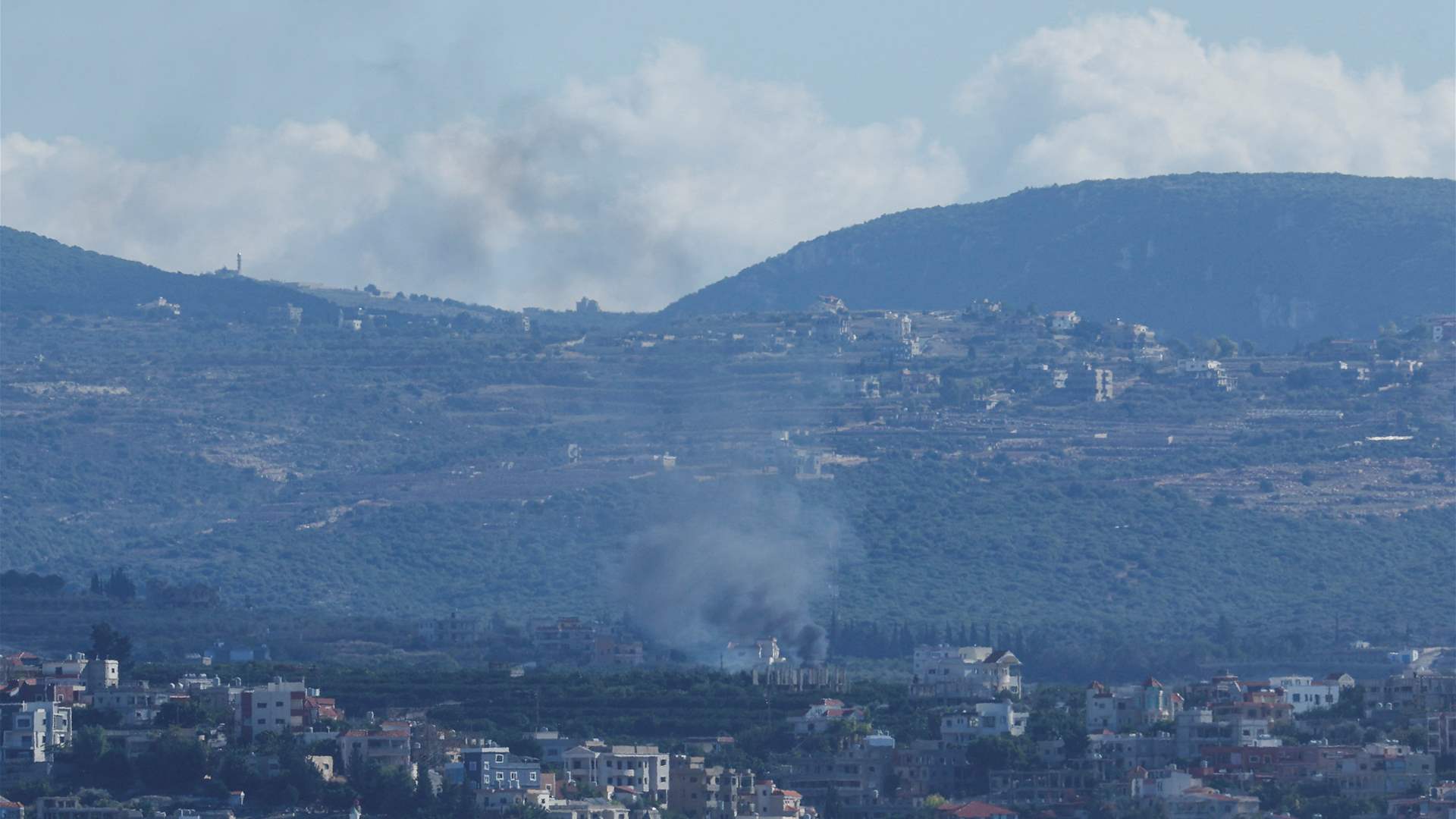Israeli army conducts raid near UNIFIL center along Khardali River