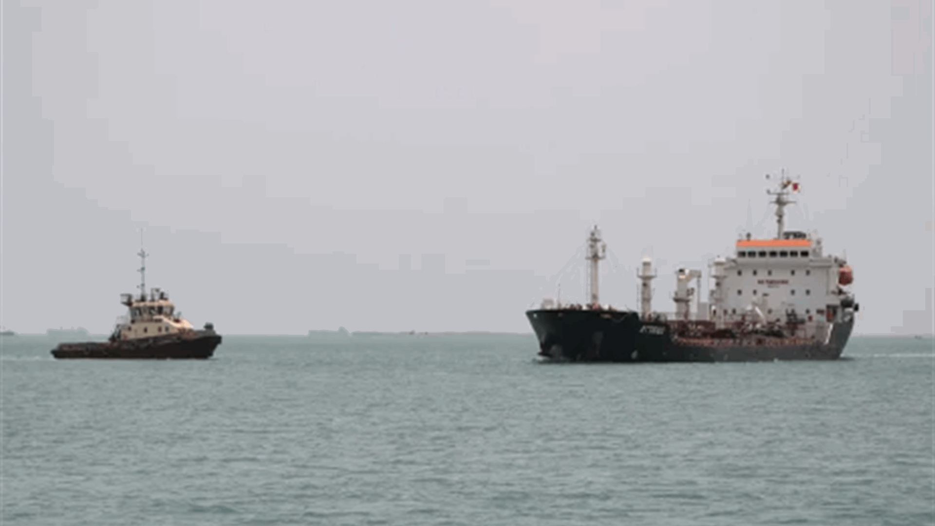 إيران تهدد بإغلاق البحر المتوسط 