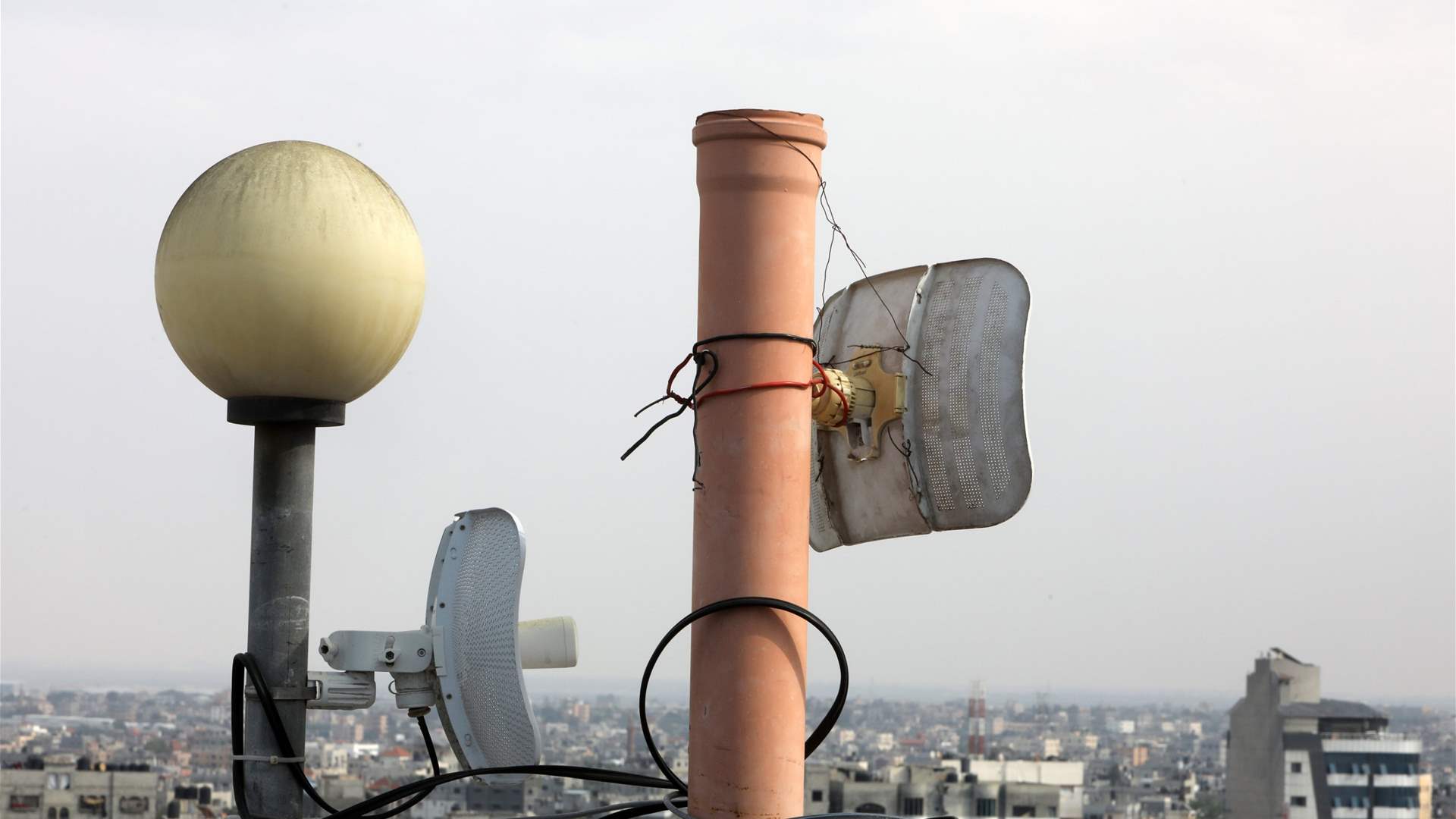 Telecommunications and internet services completely cut off in Gaza 