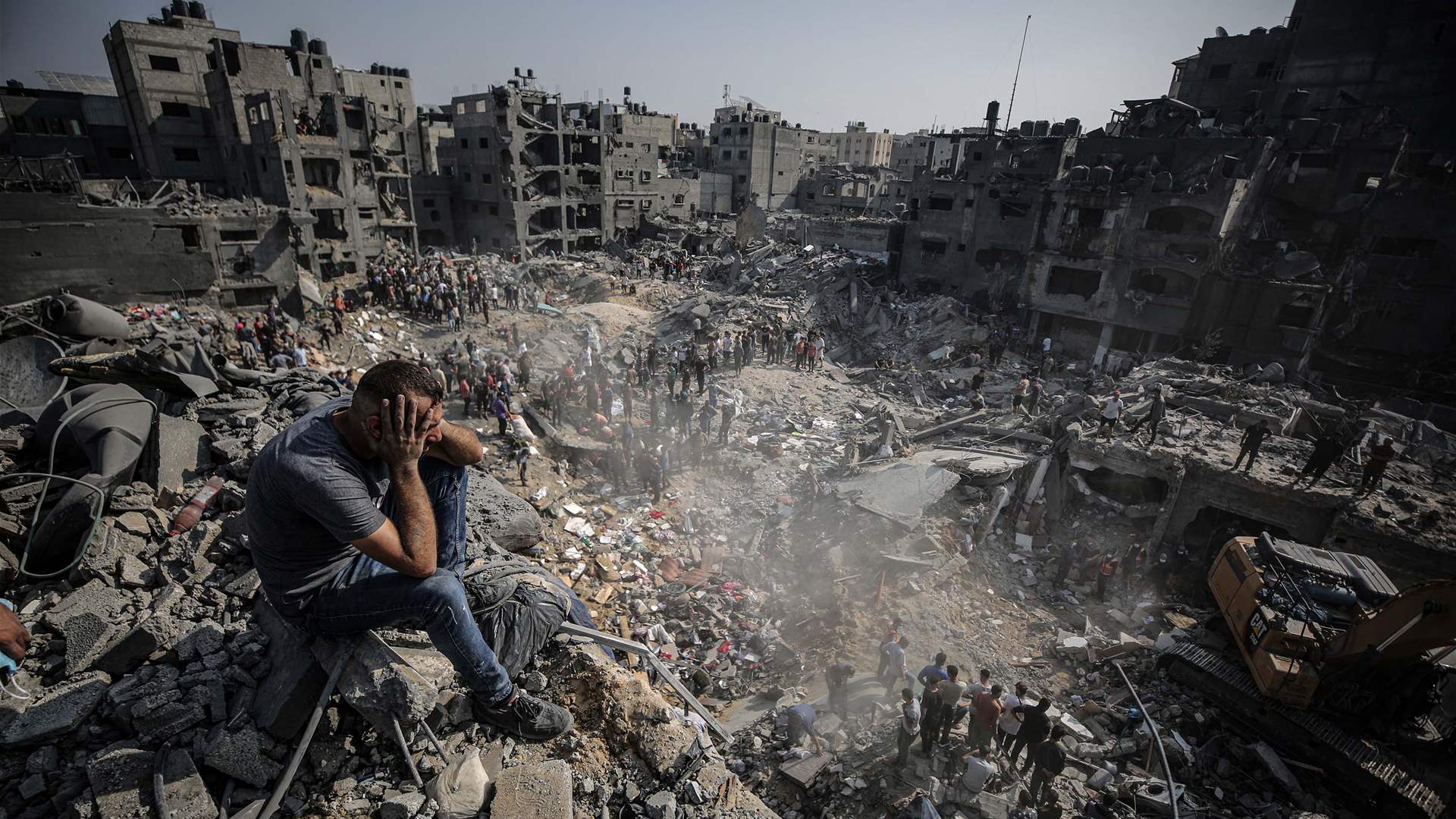 Israeli army continues Gaza bombardment as part of campaign against Hamas that may last 'months' 