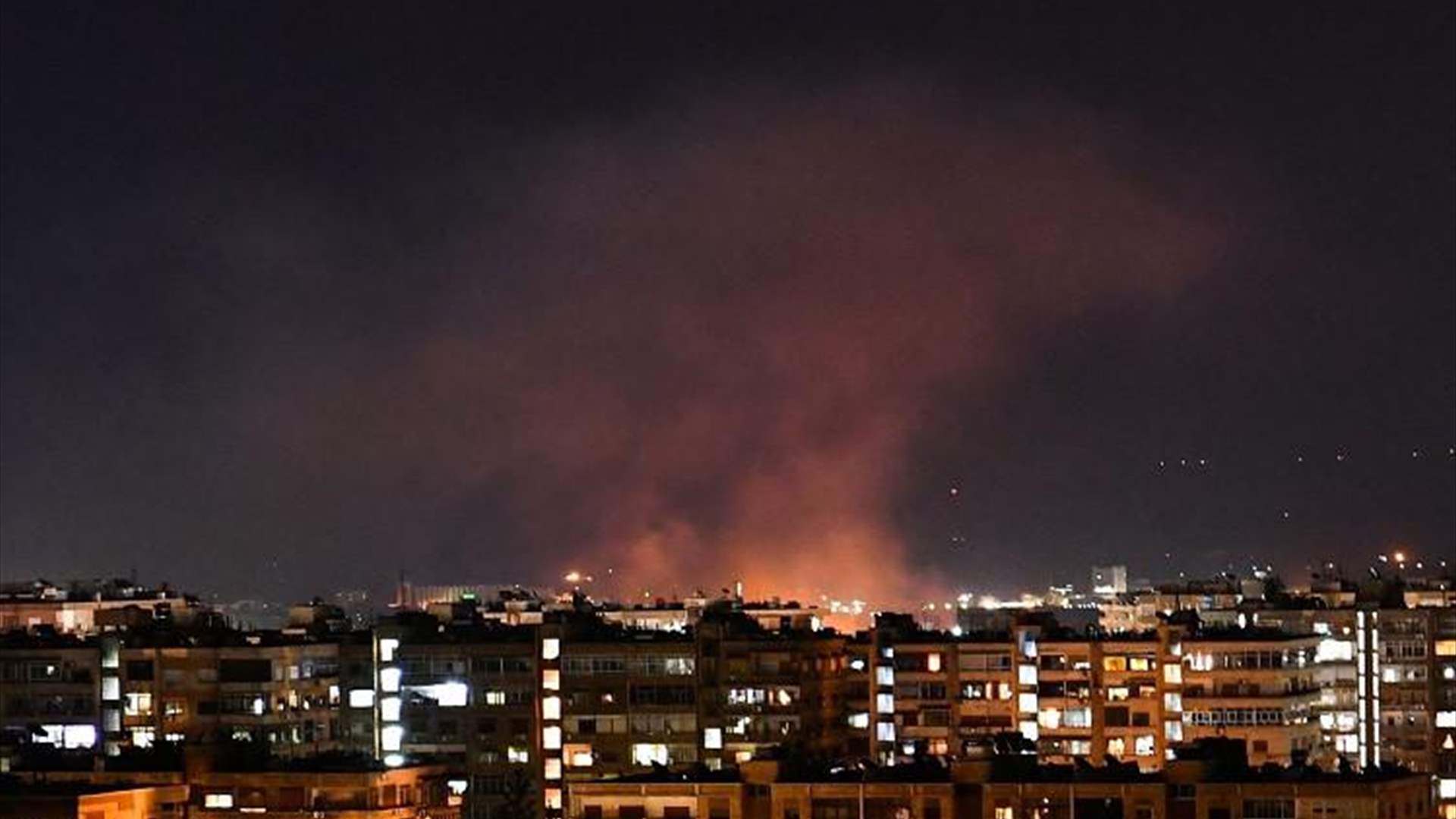 إسرائيل تنفذ ضربات في سوريا إثر سقوط صاروخين 