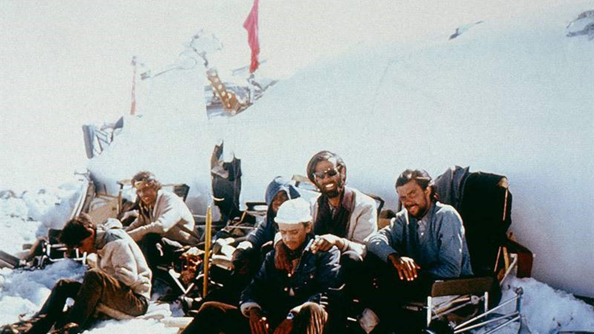 فيلم عن تحطم طائرة في جبال الأنديز عام 1972 يركّز على قصة من لم ينجوا