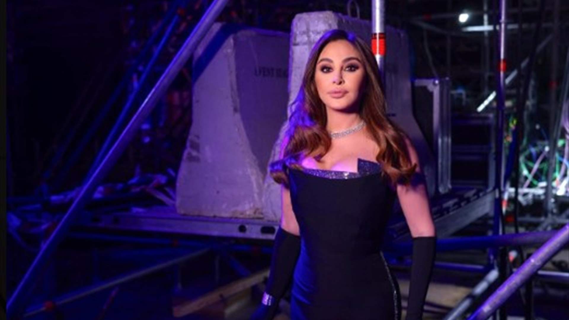 تصريح إليسا للـ LBCI يغزو الانترنت: "اللي ما بدّو يحبّني ما يحبّني" (فيديو)