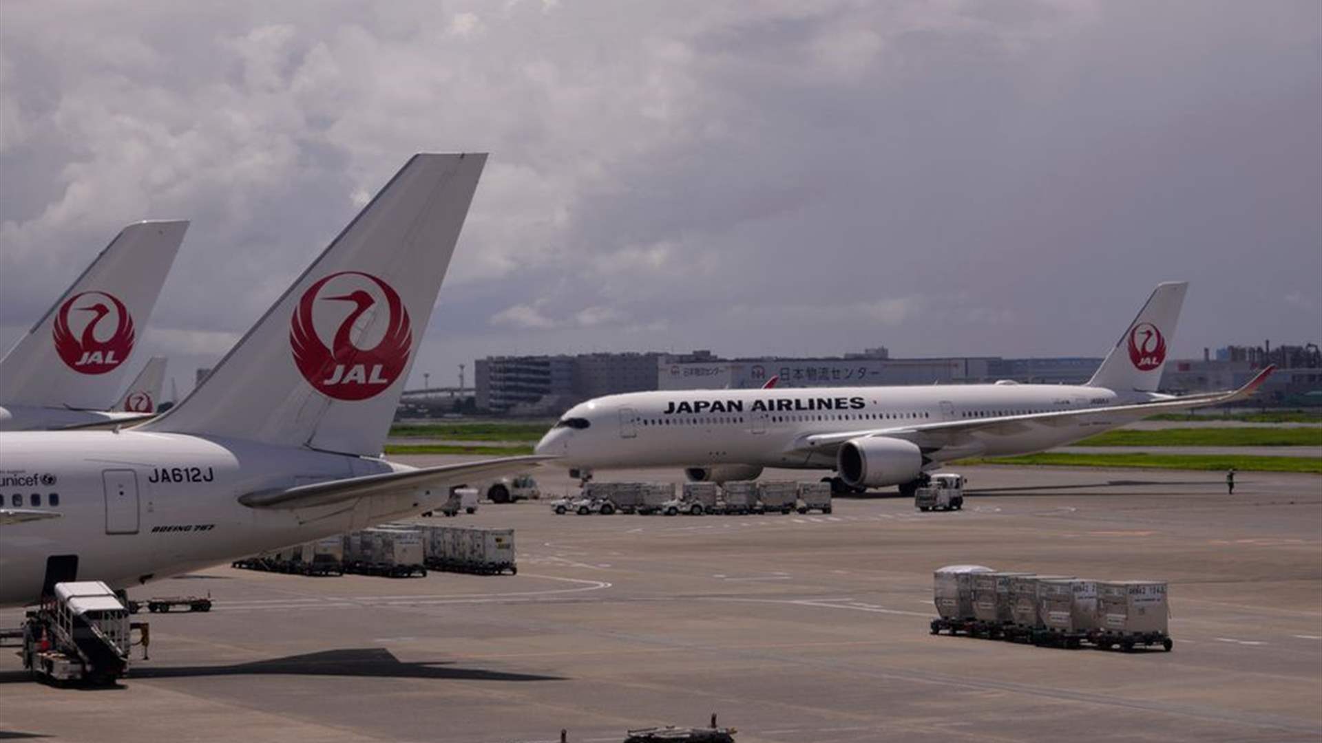 خمسة قتلى جراء اصطدام الطائرتين في مطار هانيدا في طوكيو
