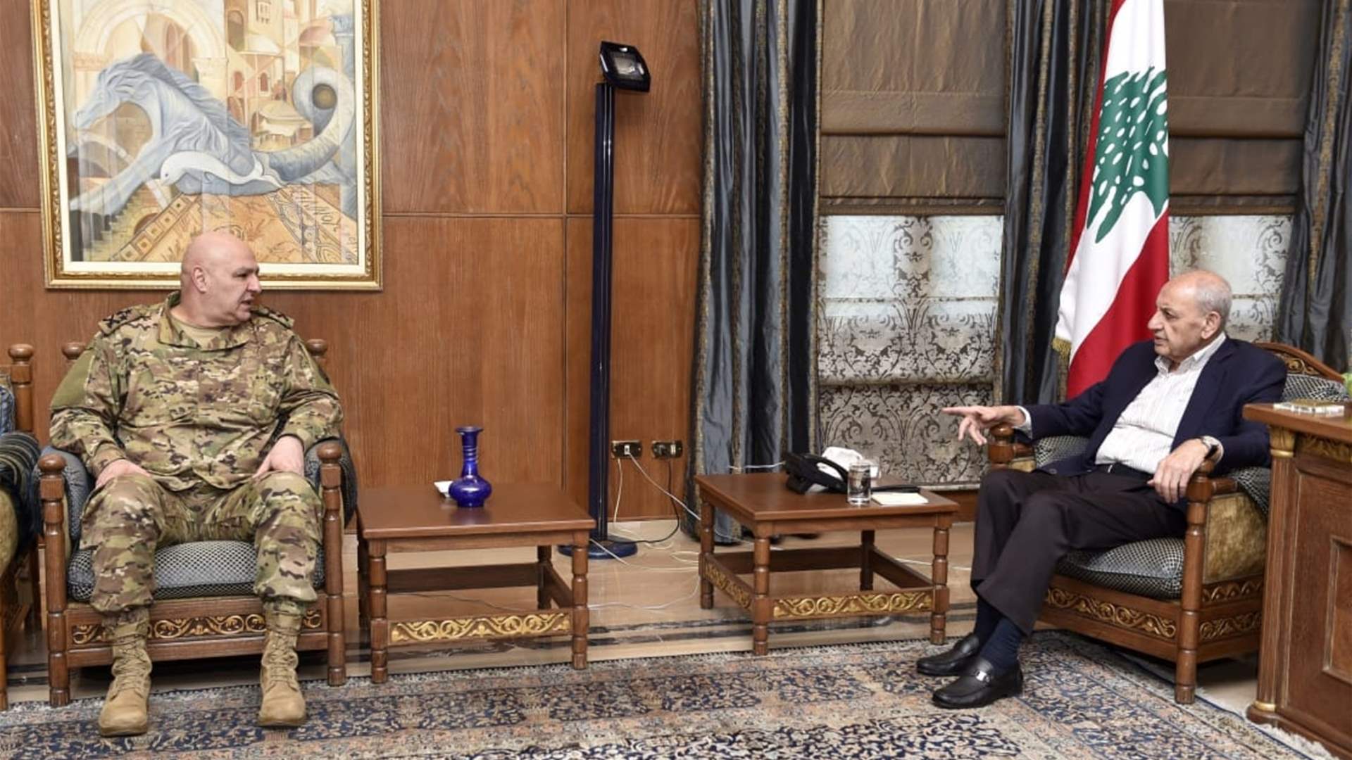 لقاء جمع بري بعون