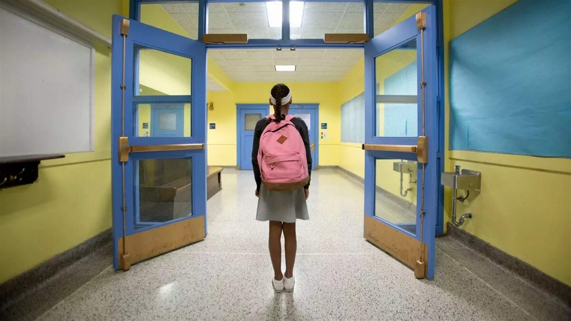 طالبة تتعرض للمضايقات والتنمر في مدرستها... والسبب: أستاذة الرياضيات؟!
