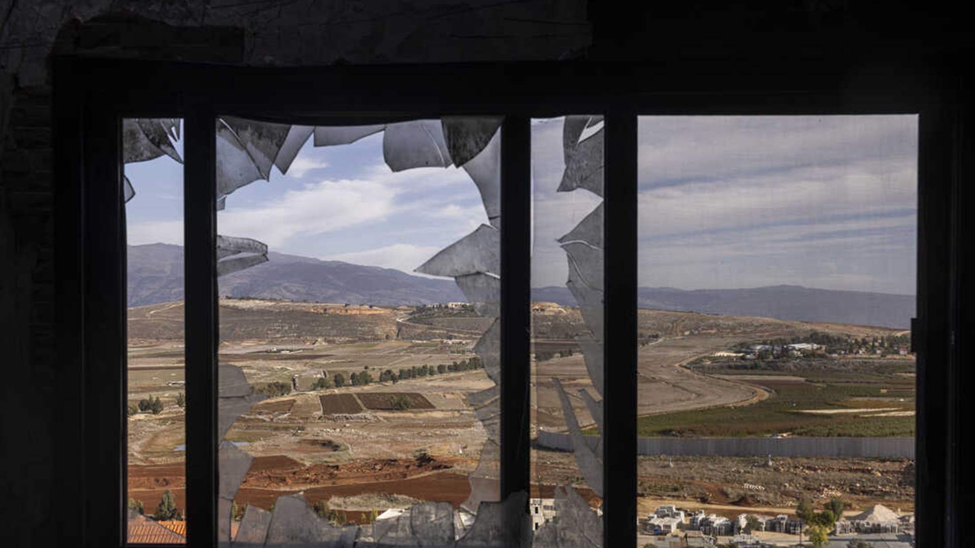 Missile 'escalation':32 missiles launched from southern Lebanon at Israeli sites in Upper Galilee, Al Jazeera reports
