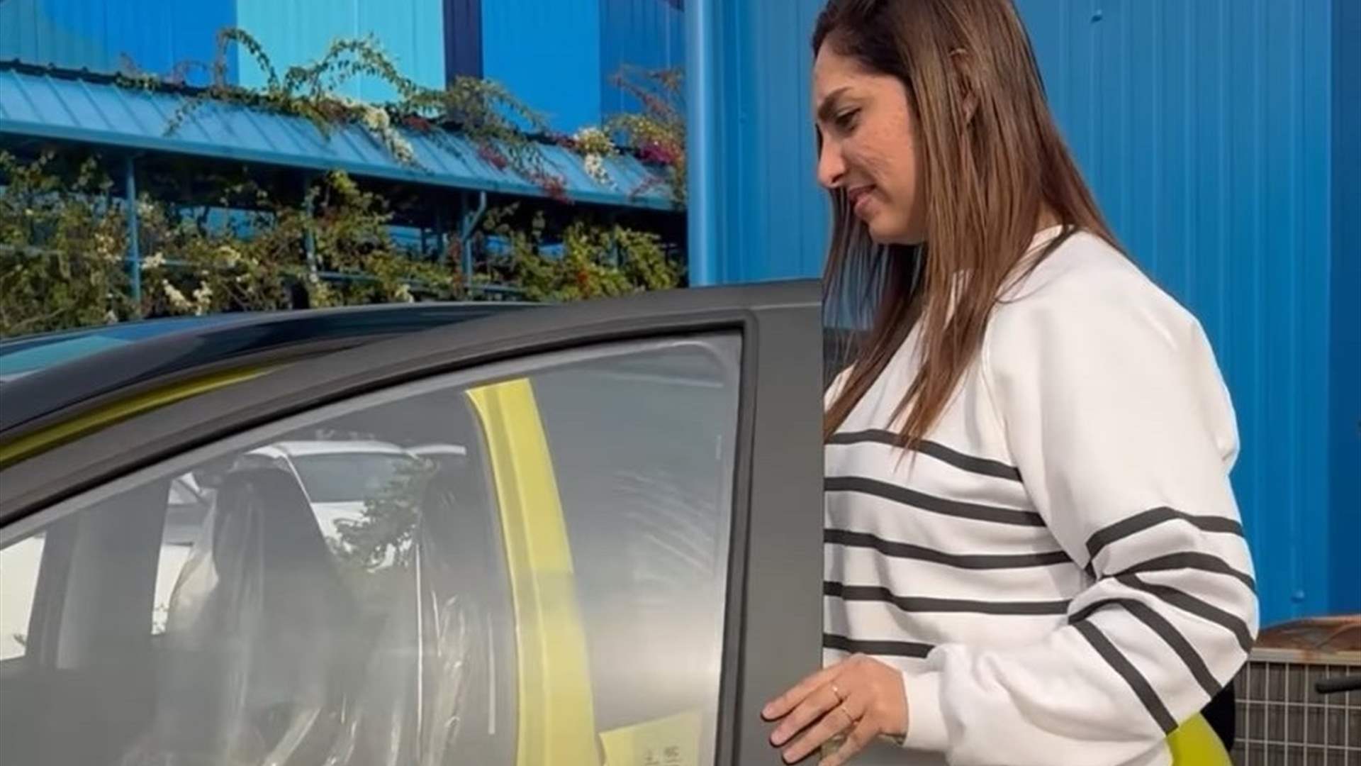 تعرّفوا على صاحبة الحظ السعيد... LBCI تسلّم سيّارة للفائزة في ليلة رأس السنة (فيديو)