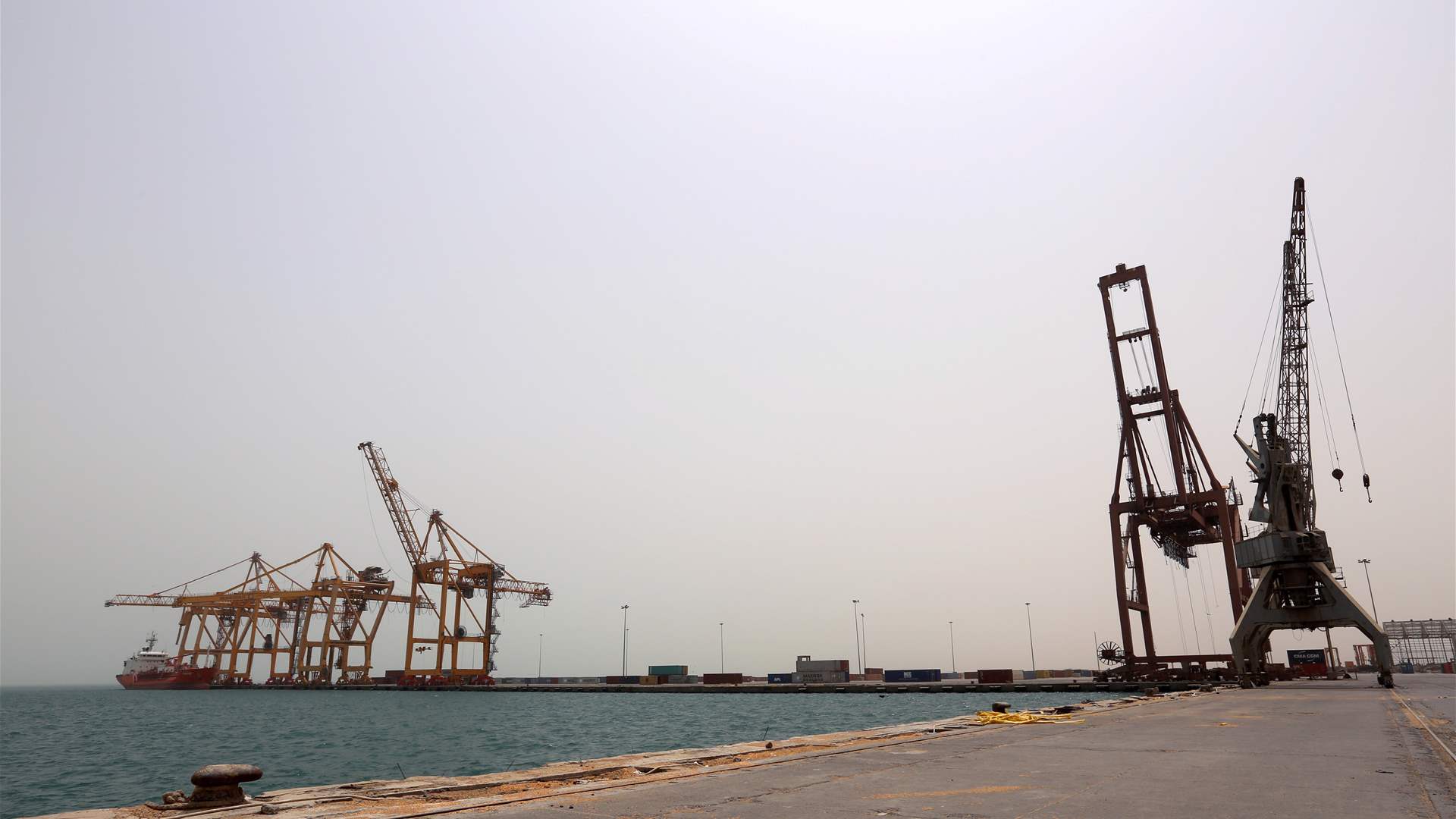 Explosion heard near port of Hodeidah, Yemen 
