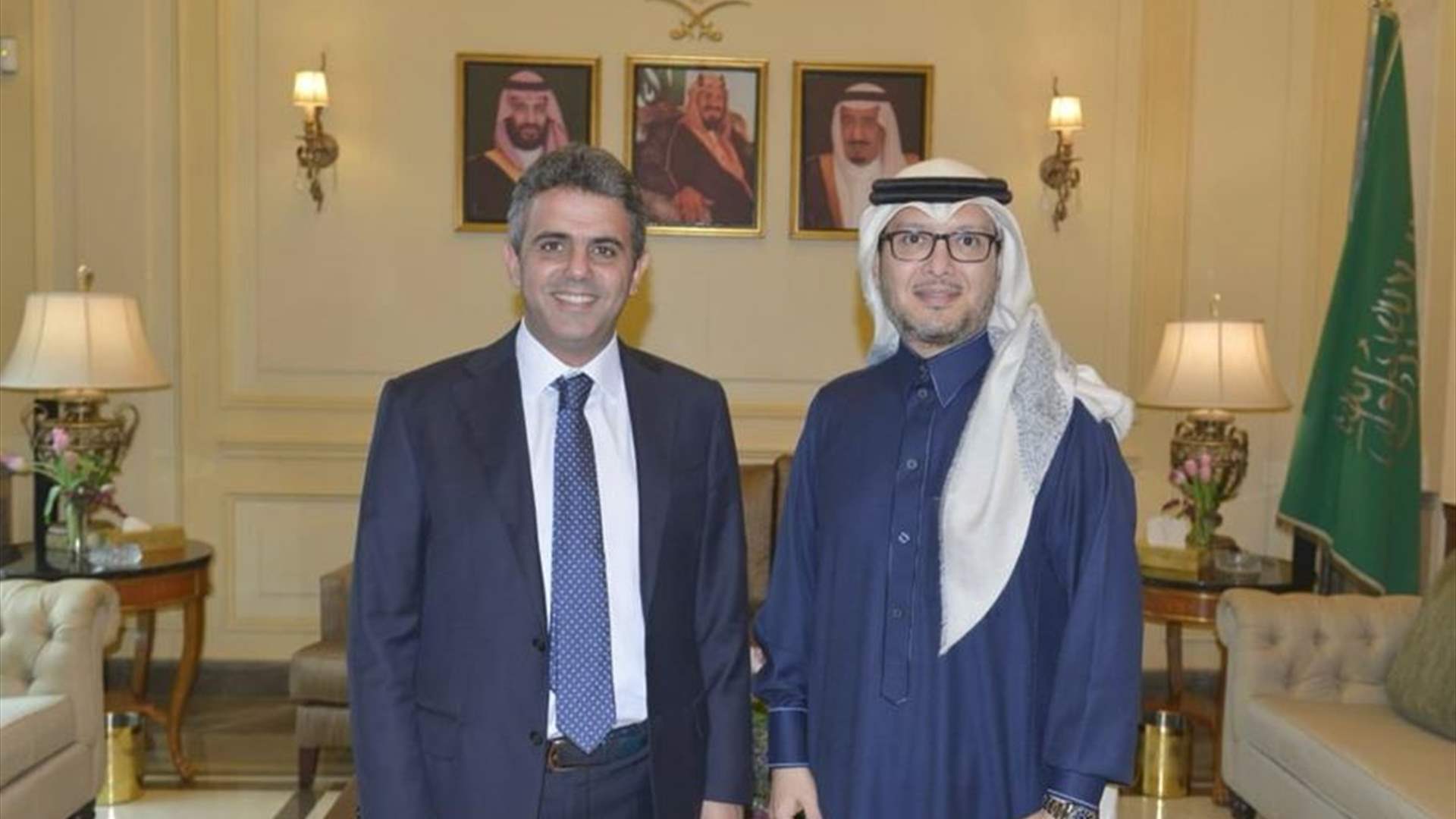 لقاء جمع السفير السعودي وحواط... وتشديد على ضرورة إنتخاب رئيس في أسرع وقت 