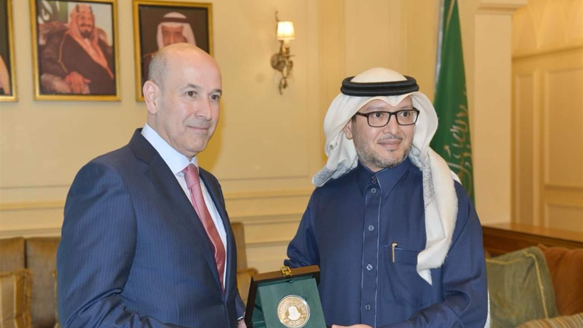 البخاري ورئيس ديوان المحاسبة في لبنان في لقاء