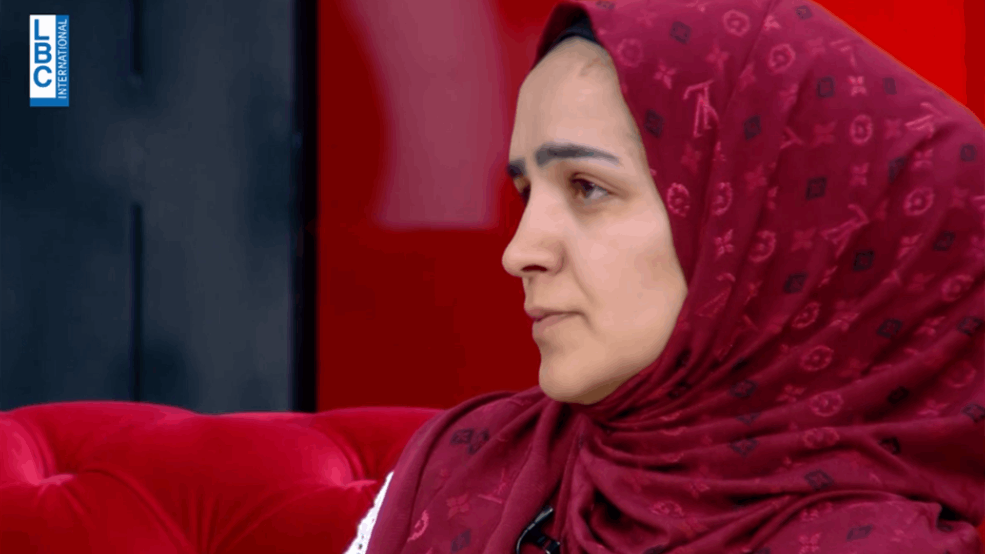 بعد هروبها من المنزل نتيجة العنف الأسري... تزوجت من رجل "لطيف" ثم ضبطته في السرير مع صديقتها: وهذه قصة دعاء! 
