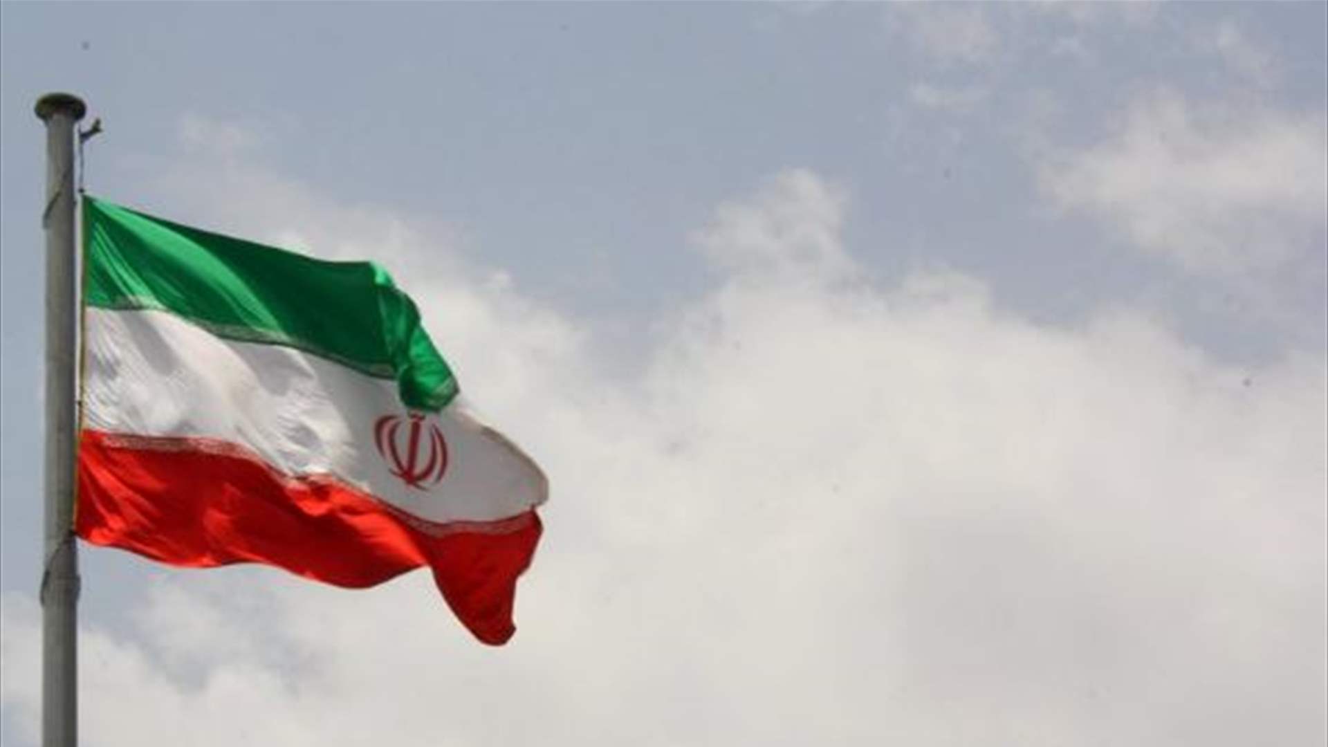 إيران تتهم إسرائيل بتنفيذ الضربة على دمشق وتتوعّد بالانتقام