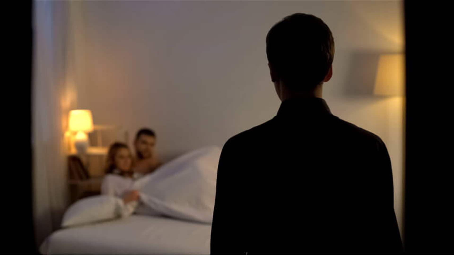 اتهموه بالغباء بعد عودته إلى حبيبته الخائنة... ورغم وقوف عائلته وأصدقائه ضده هذا ما فعله!
