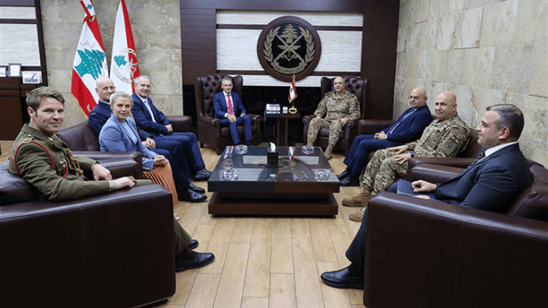 قائد الجيش إستقبل وفدًا أوستراليًا وسفيرة الأرجنتين وعرض مع ريزا شؤون لبنان والمنطقة