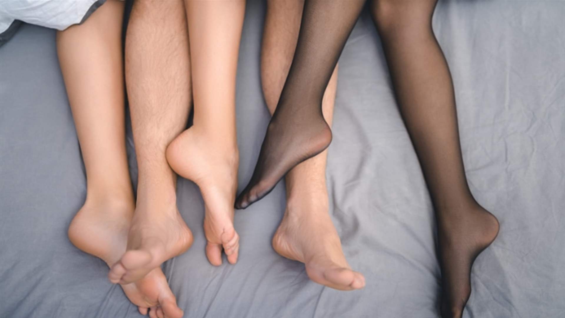أقامت علاقة ثلاثية مع صديقتها المفضلة وحبيبها لكن النتيجة كانت كارثية... إليكم ما حصل!