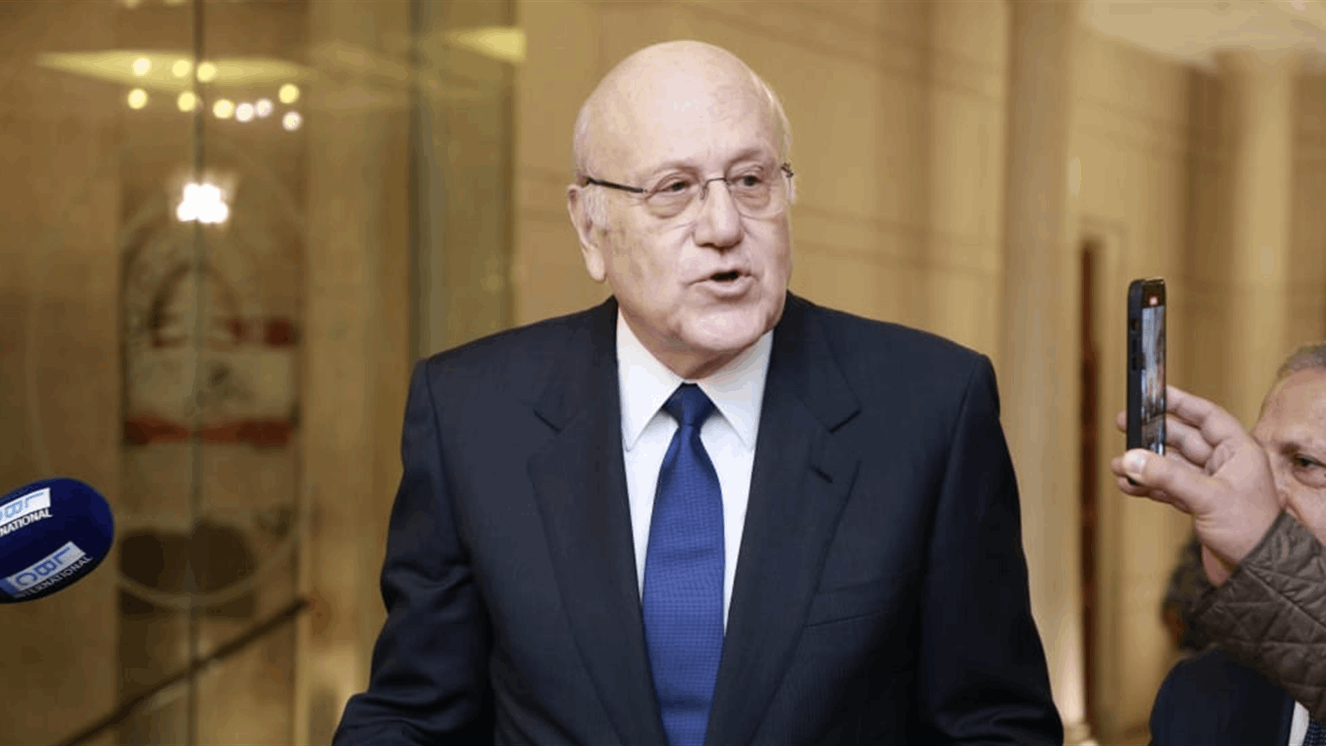 ميقاتي لدى مغادرته مجلس النواب: الموازنة لا يمكن ان تقرّ باقتراح قانون بل بمشروع قانون من الحكومة