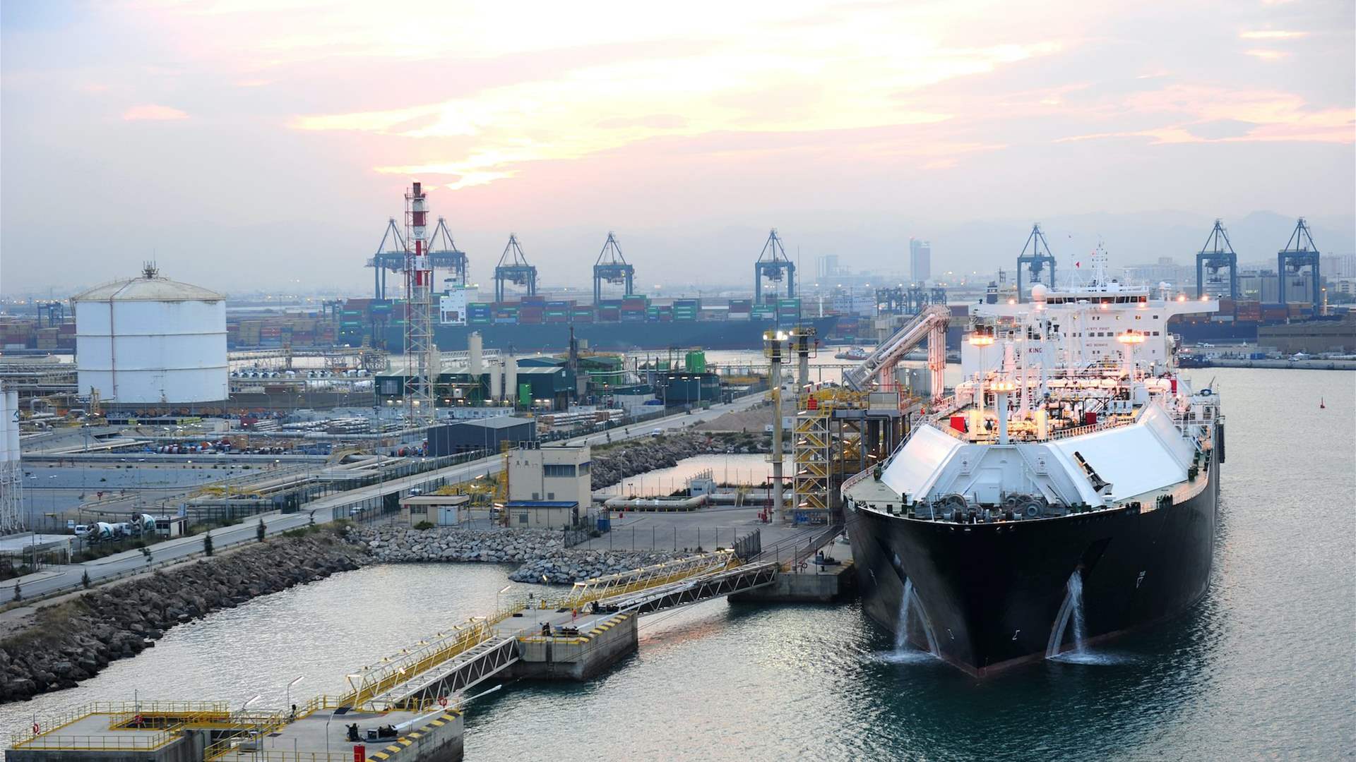 UKMTO receives report about incident 60 nautical miles off coast of Aden, Yemen