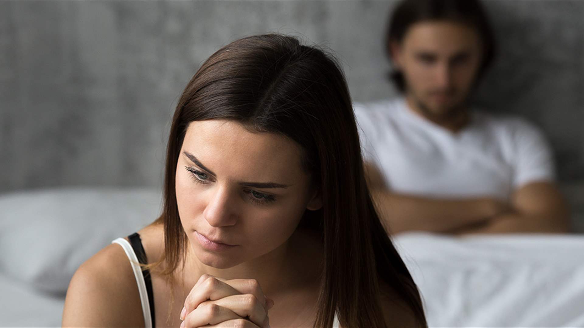 أقامت علاقة مع ابن خالتها في سن المراهقة... وهذا ما تخشى منه في يوم زفافها!