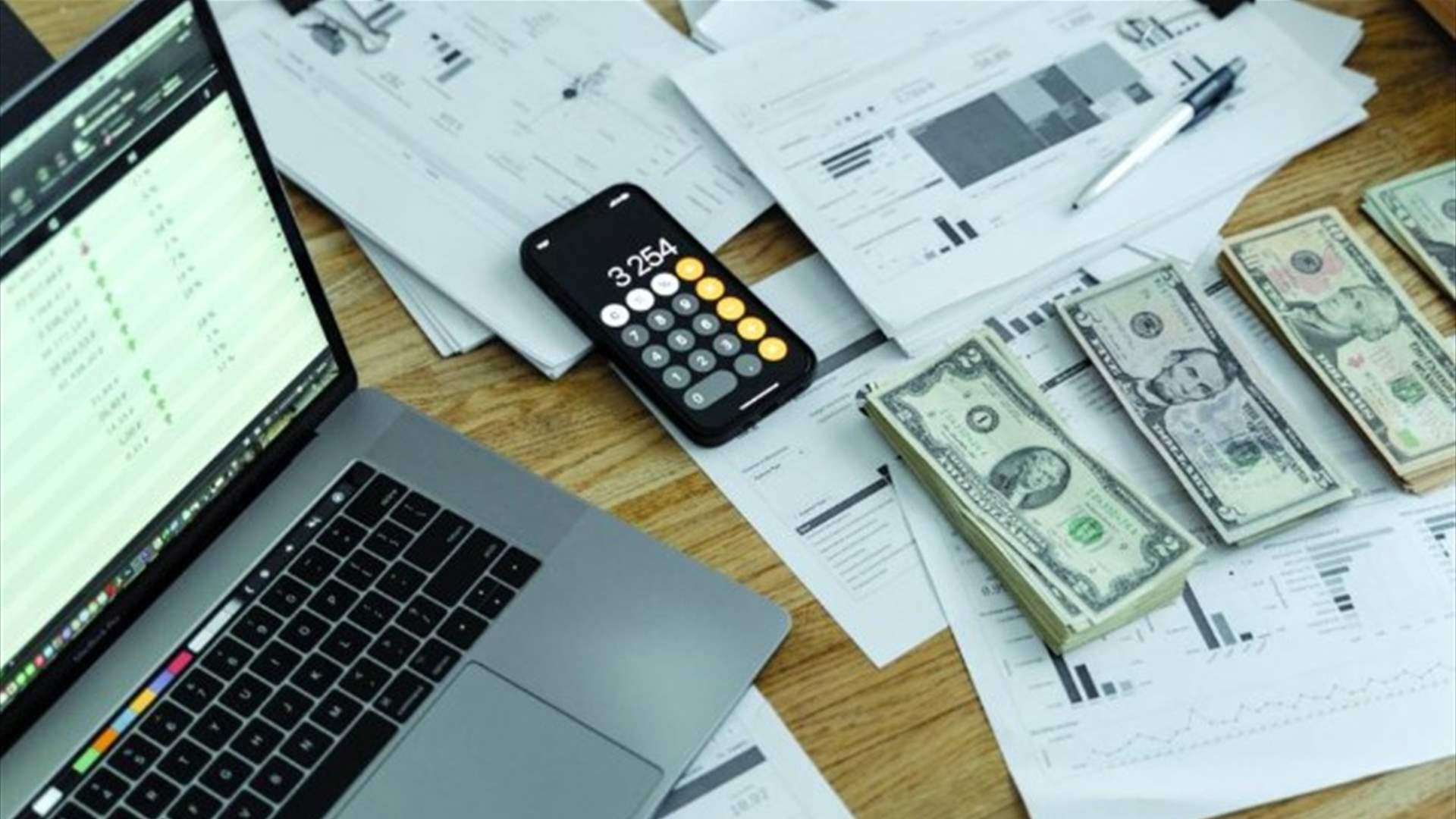 أصحاب مصالح تجارية ومصرفية يشنّون حملة على ضرائب إصلاحية (نداء الوطن)