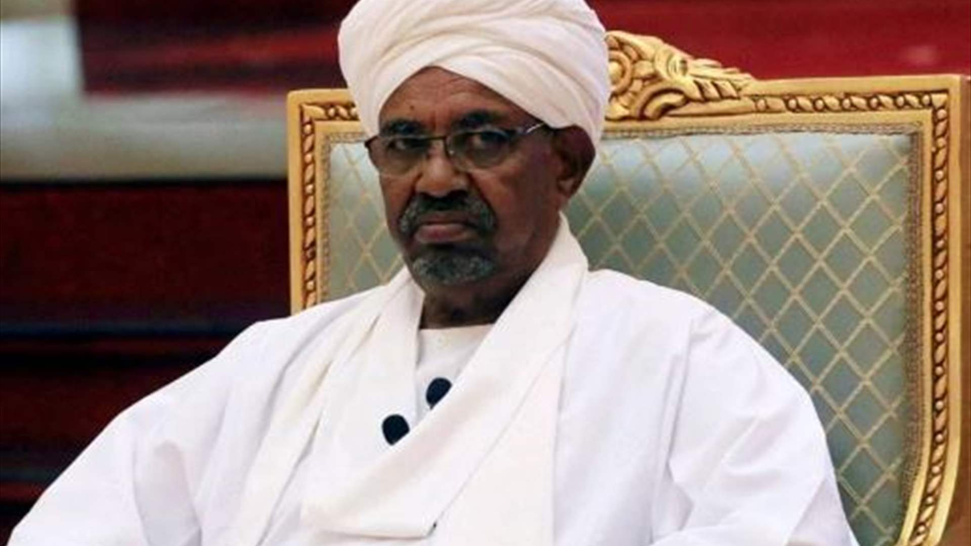 واشنطن تعرض مكافأة لمن يساعد في القبض على متعاون سابق مع البشير