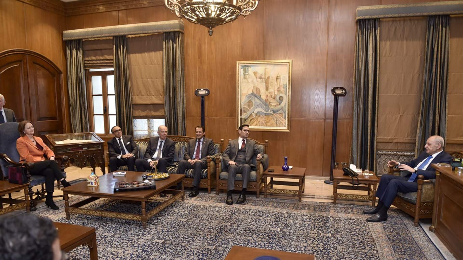 الرئيس بري بعد لقائه سفراء الخماسية: الموقف كان موحداً والإجتماع مفيداً وواعداً 