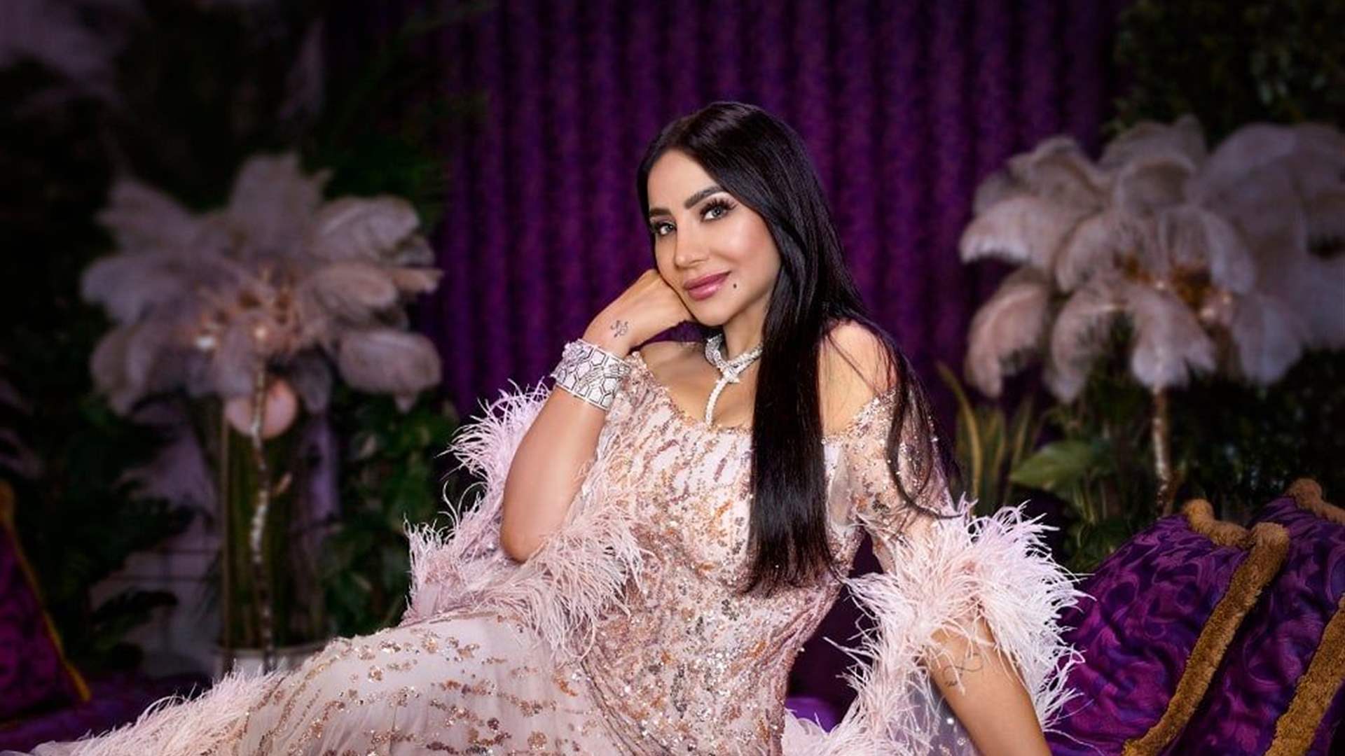 من هي الشخصية التي ستحلّ مكان لجين عمران في الموسم الثالث من "دبي Bling "؟ (فيديو)