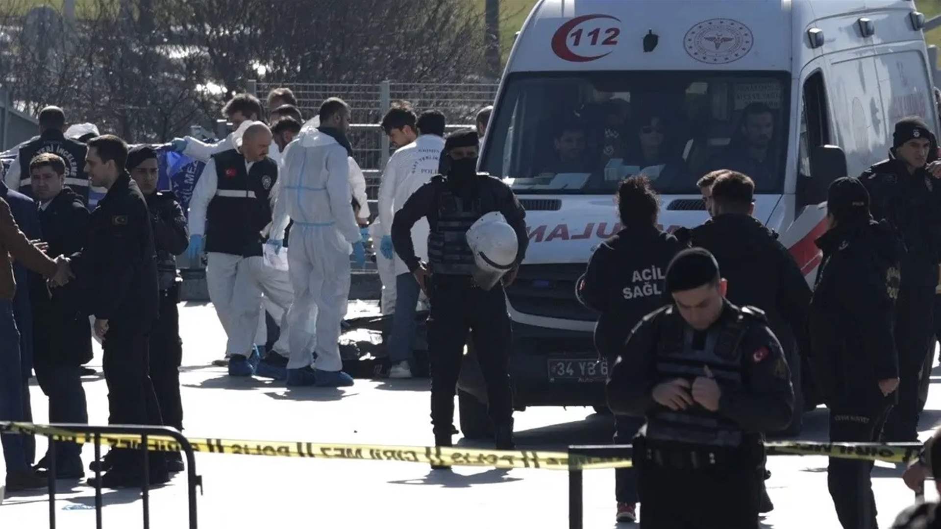 Six wounded in Istanbul courthouse attack, shooters killed
