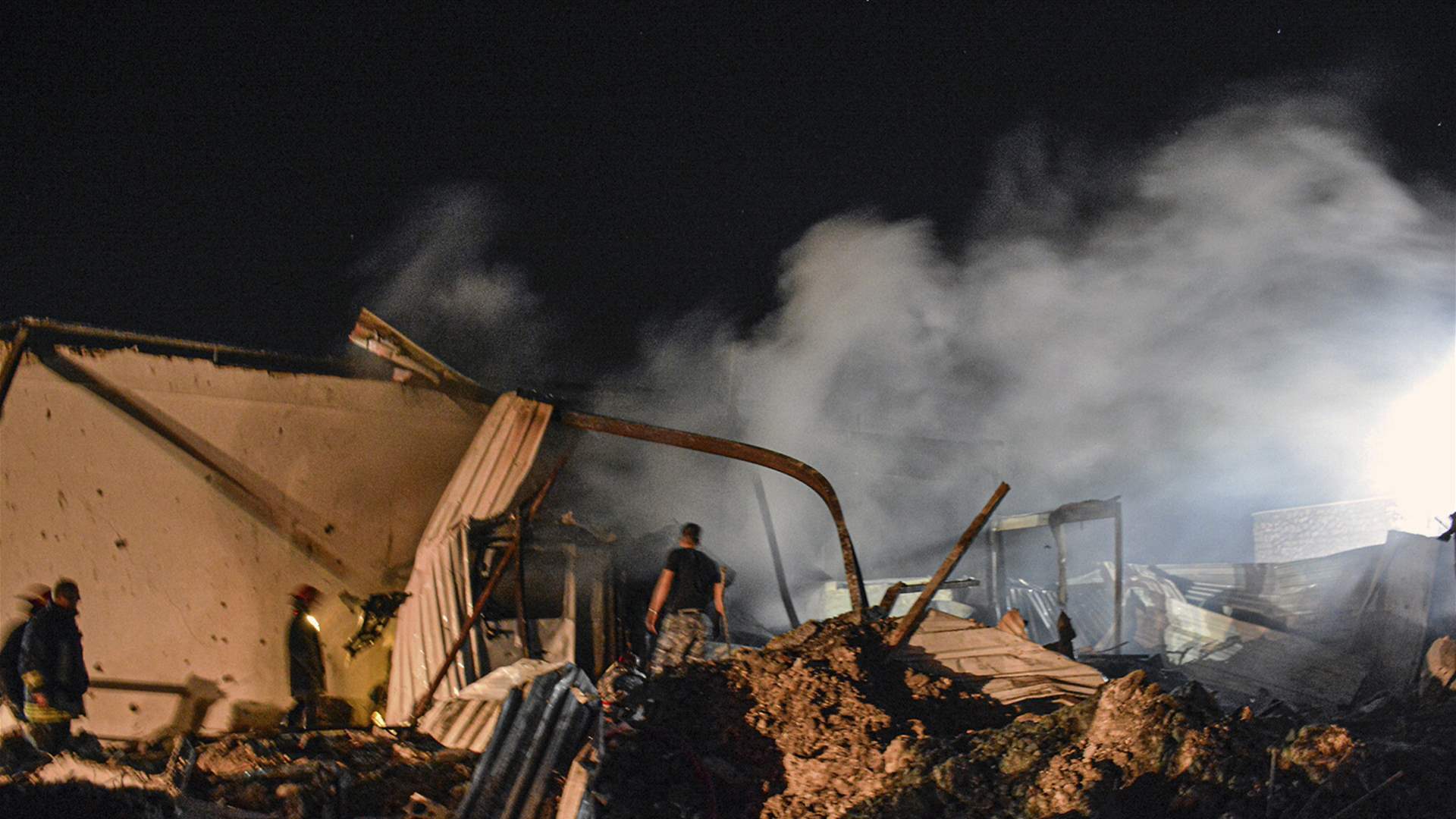 Israeli strike targets Syrian army outposts in Homs 