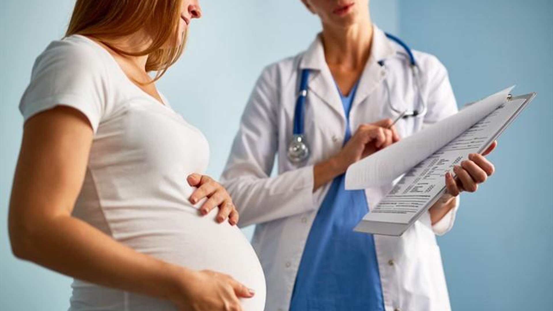 ولادة مبكرة من كل 10 حالات في الولايات المتحدة مرتبطة بتعرض الحوامل للفثالات