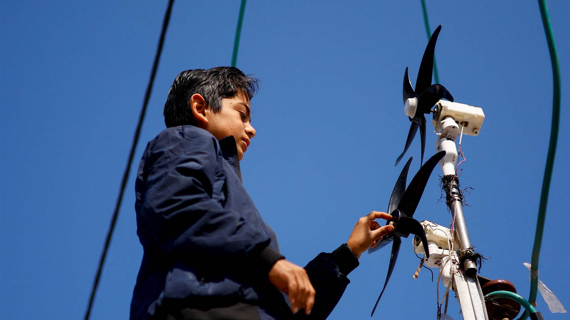 Newton of Gaza: Palestinian teen creates system to light up family tent