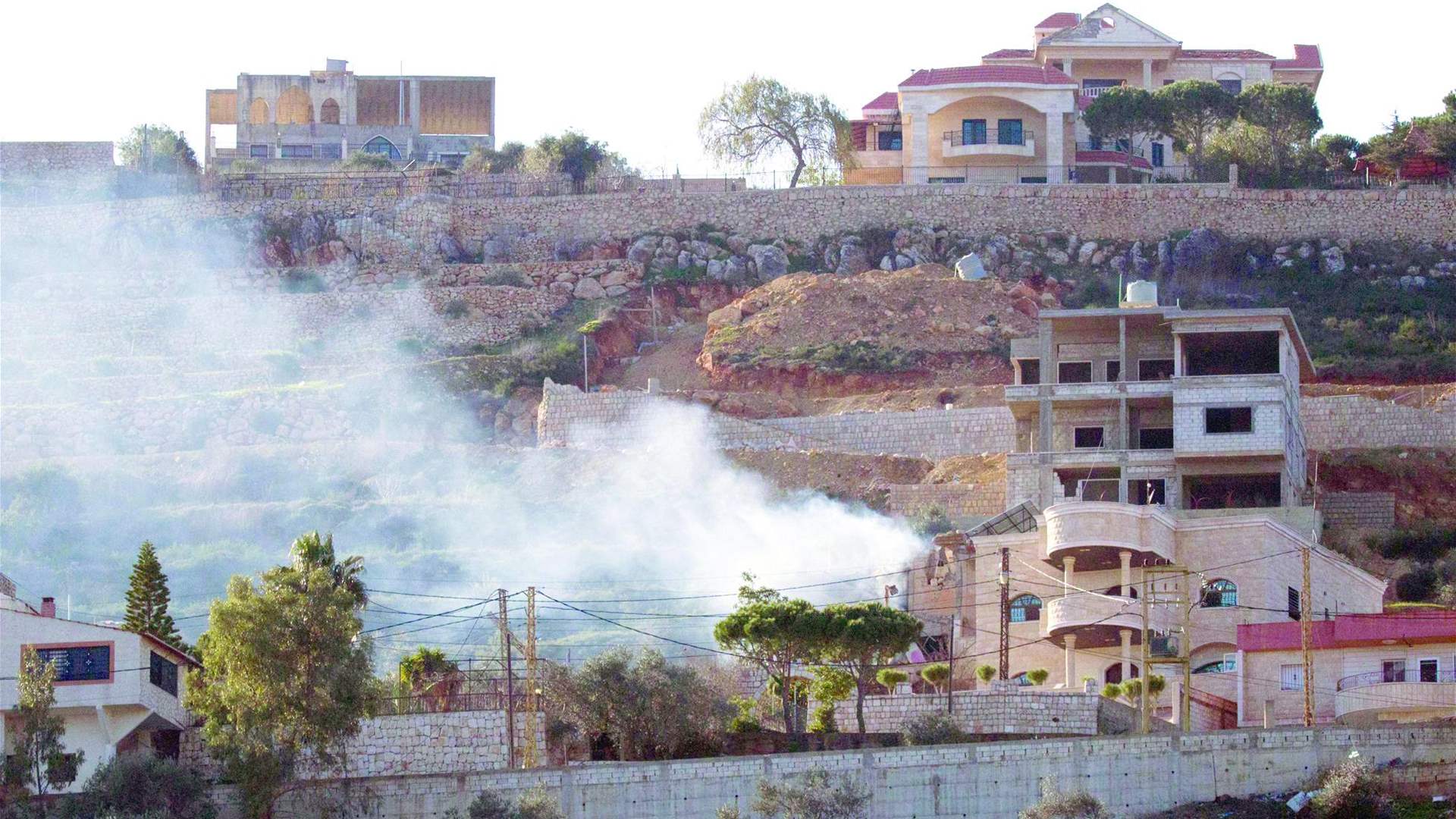 Israeli Army conducts raid on Kfarkela, targeting house in el-Hariqa neighborhood