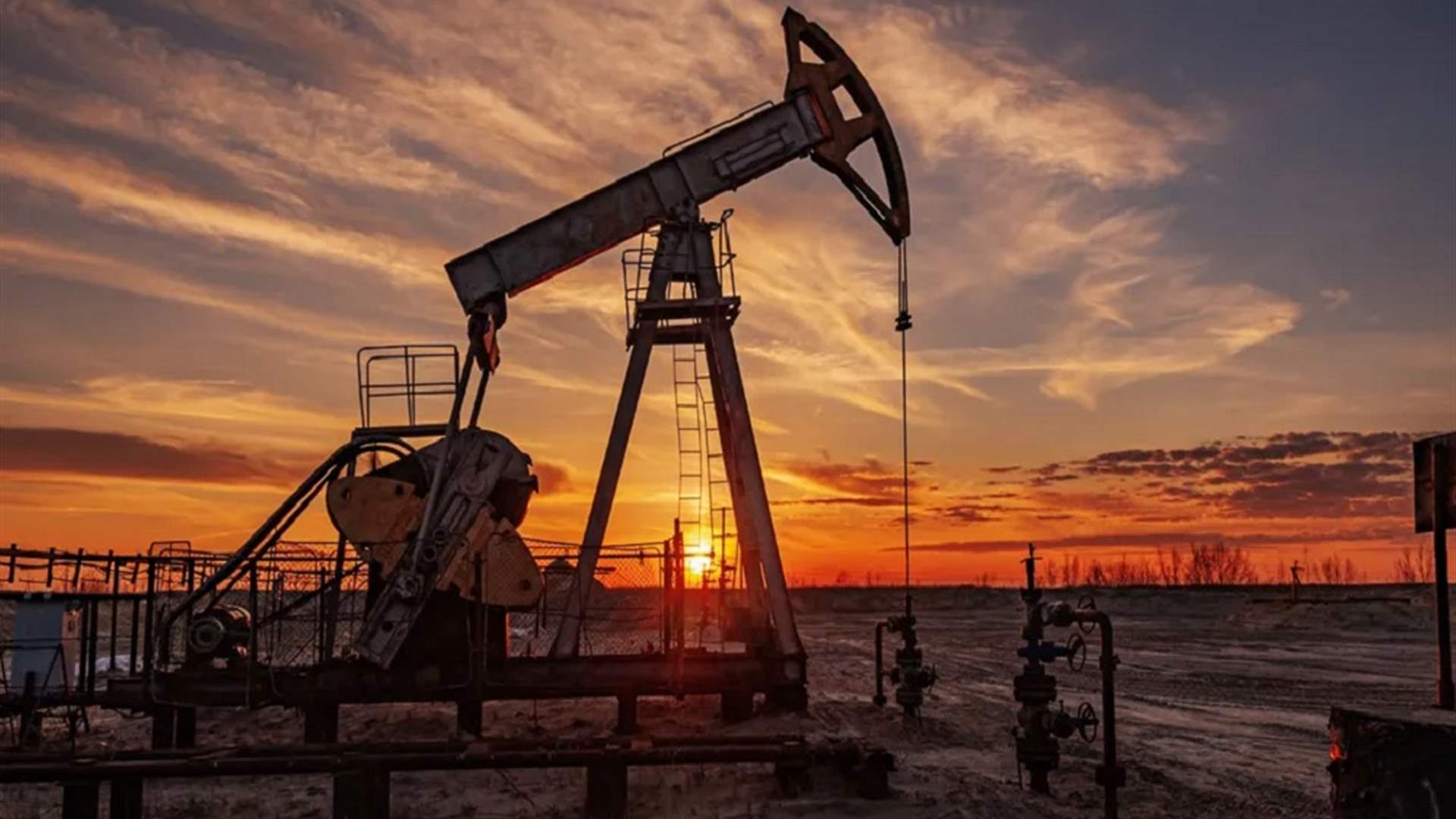 أسعار النفط تتجه لتحقيق مكاسب أسبوعية