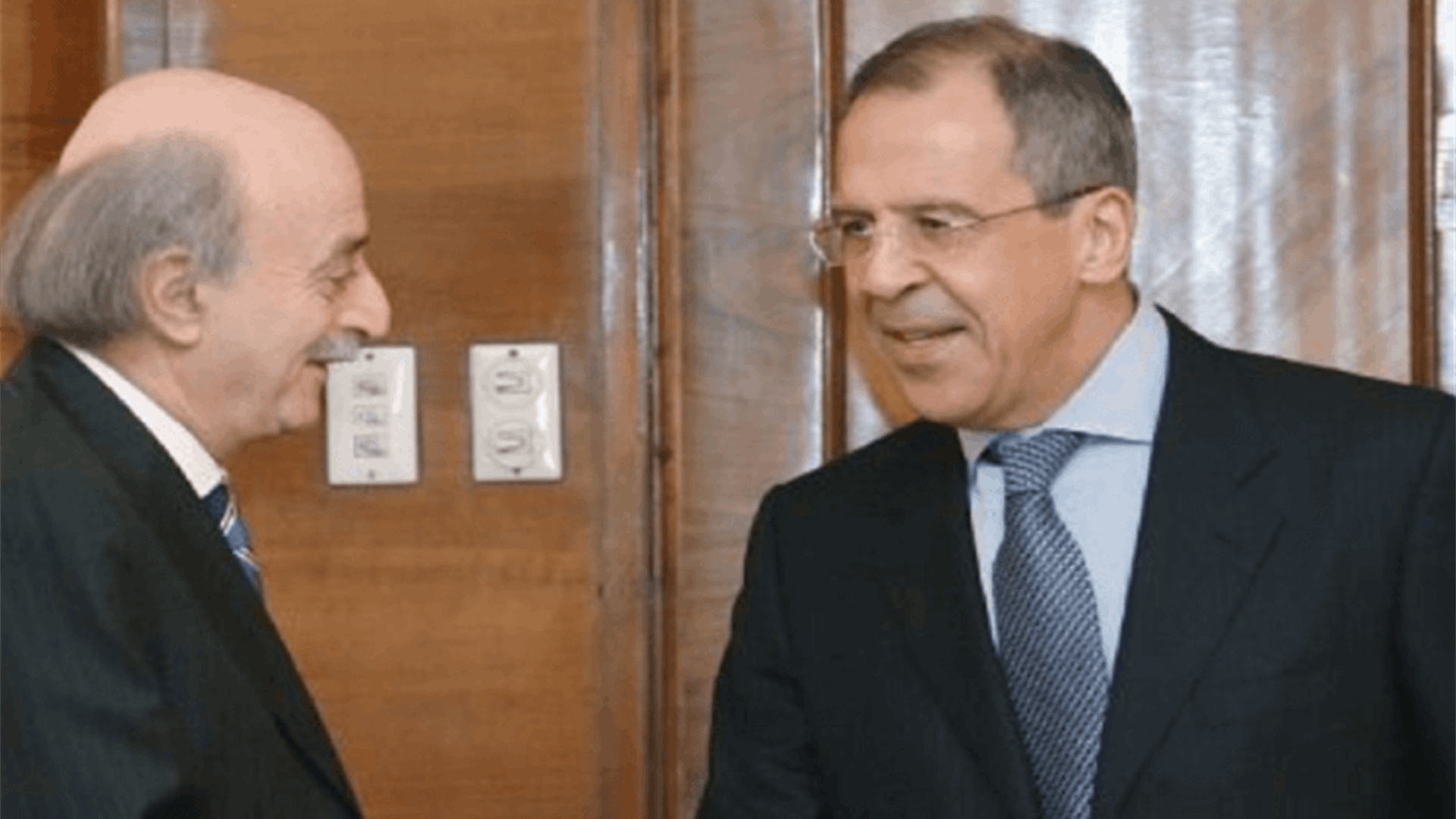 Jumblatt and Lavrov discuss Israeli-Palestinian conflict and Lebanon&#39;s role