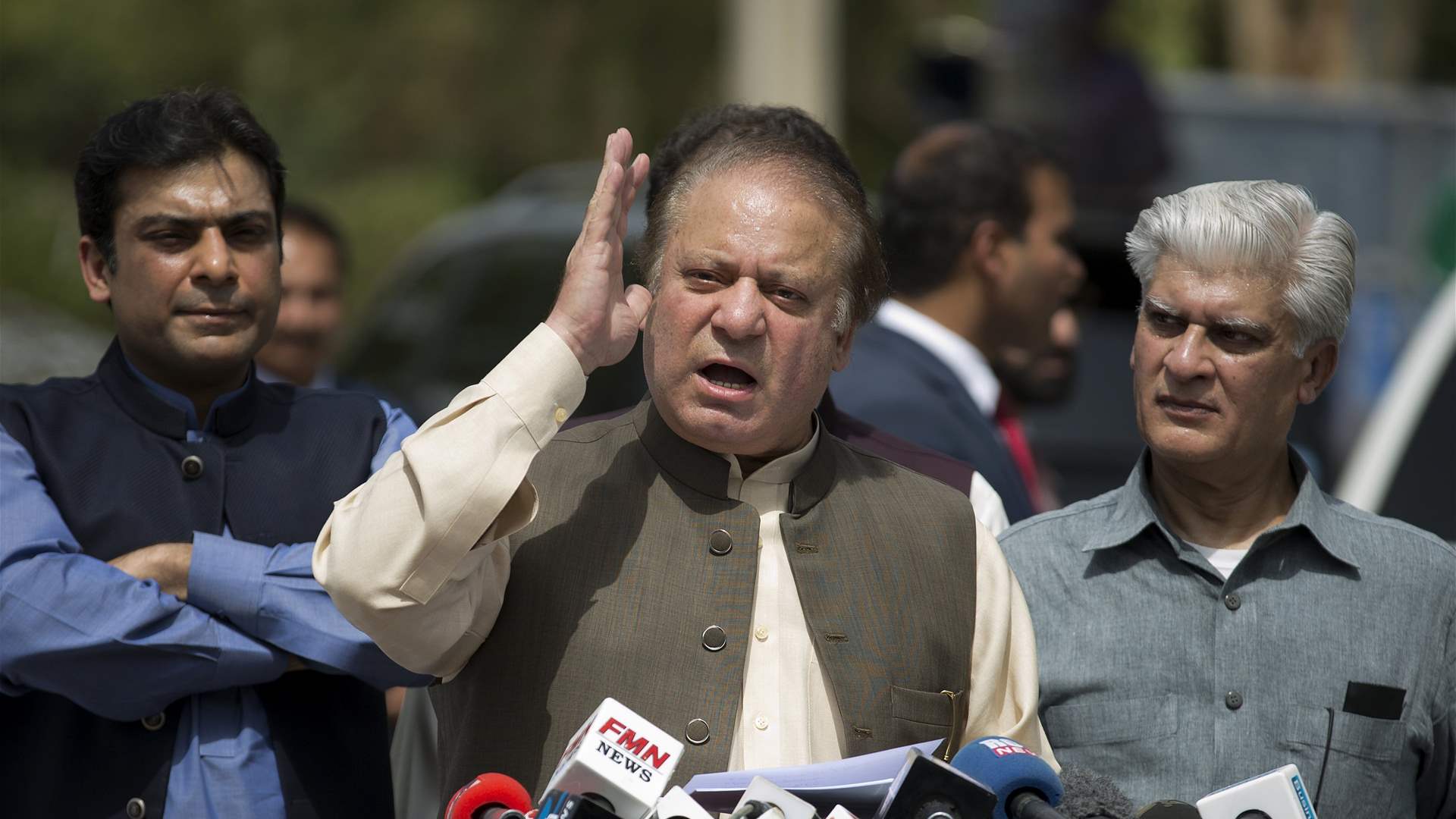 Pakistan&#39;s former PM Nawaz Sharif wins national elections