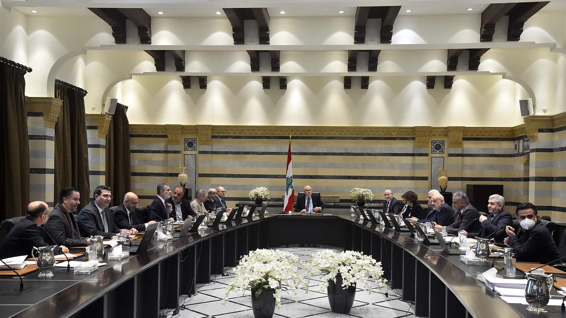 مجلس الوزراء يوافق على بدل النقل للقطاع الخاص ... ماذا عن تعويضات القطاع العام والعسكريين؟