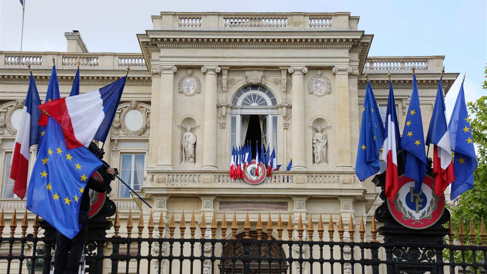 French Foreign Ministry: Sanctions on Israeli settlers in the West Bank