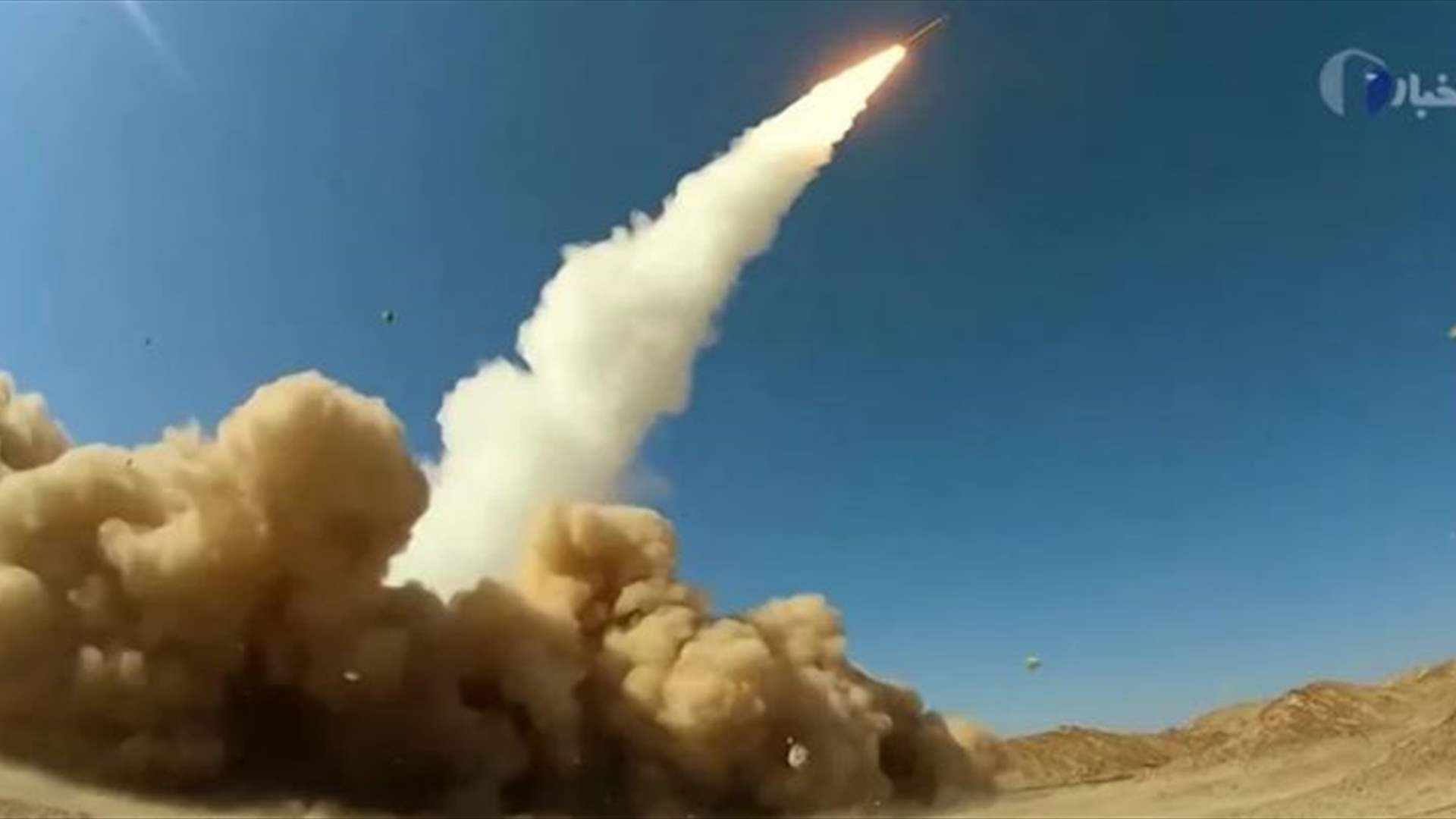 إيران عن تكشف عن أسلحة جديدة محلية الصنع