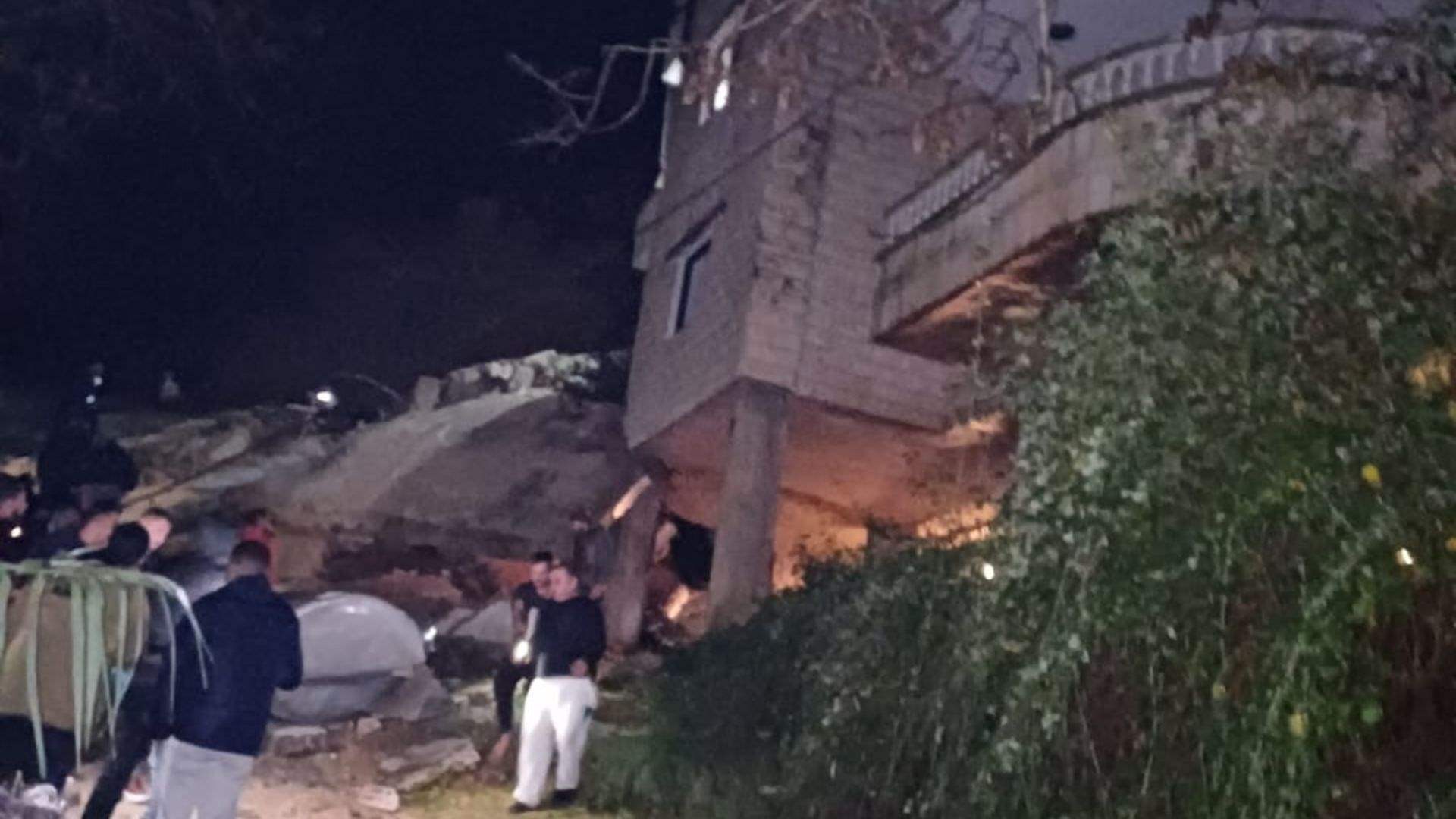 Breaking: Building collapses in Choueifat area with initial reports of injuries